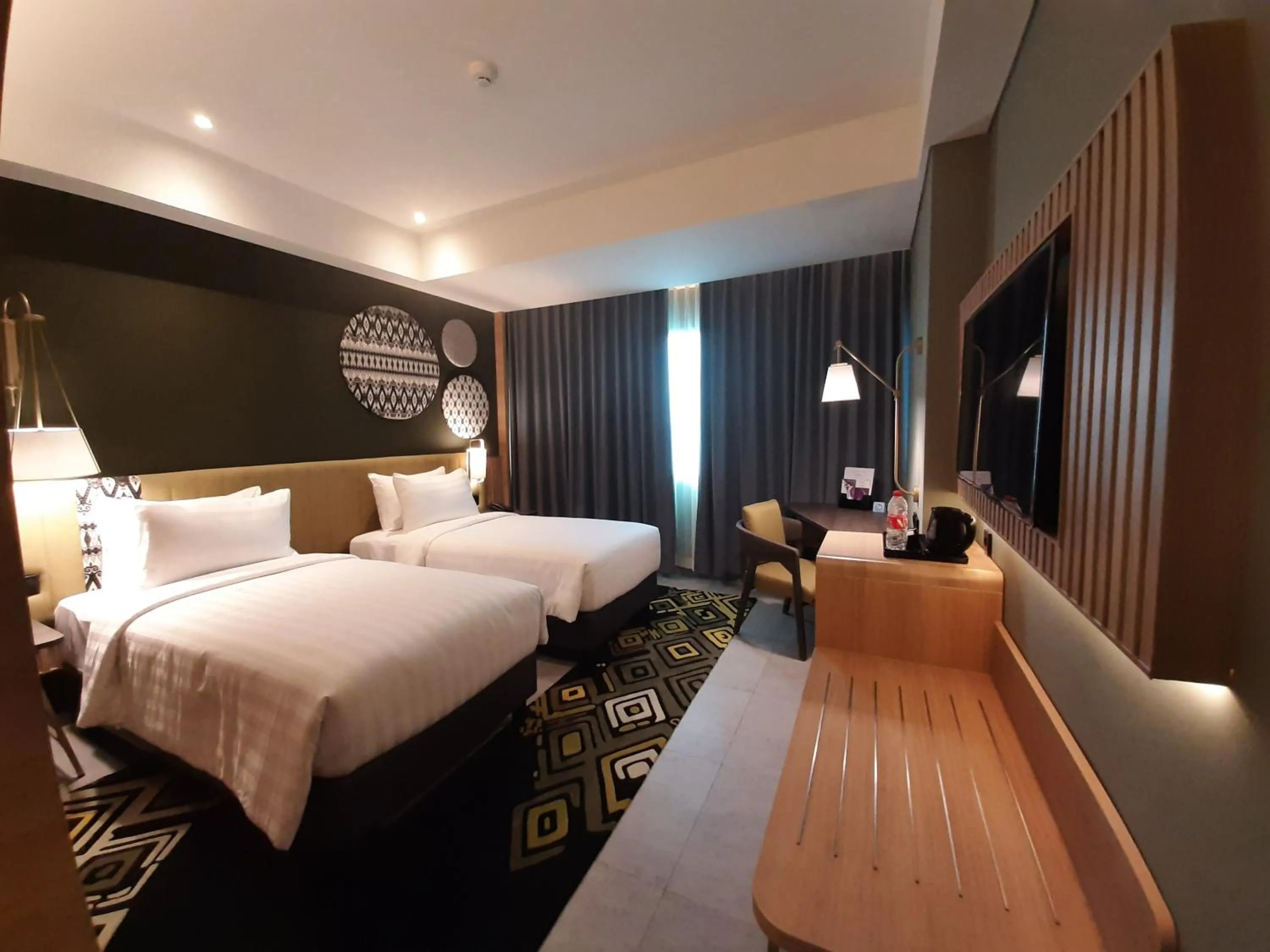 Bed in Mercure Makassar Nexa Pettarani