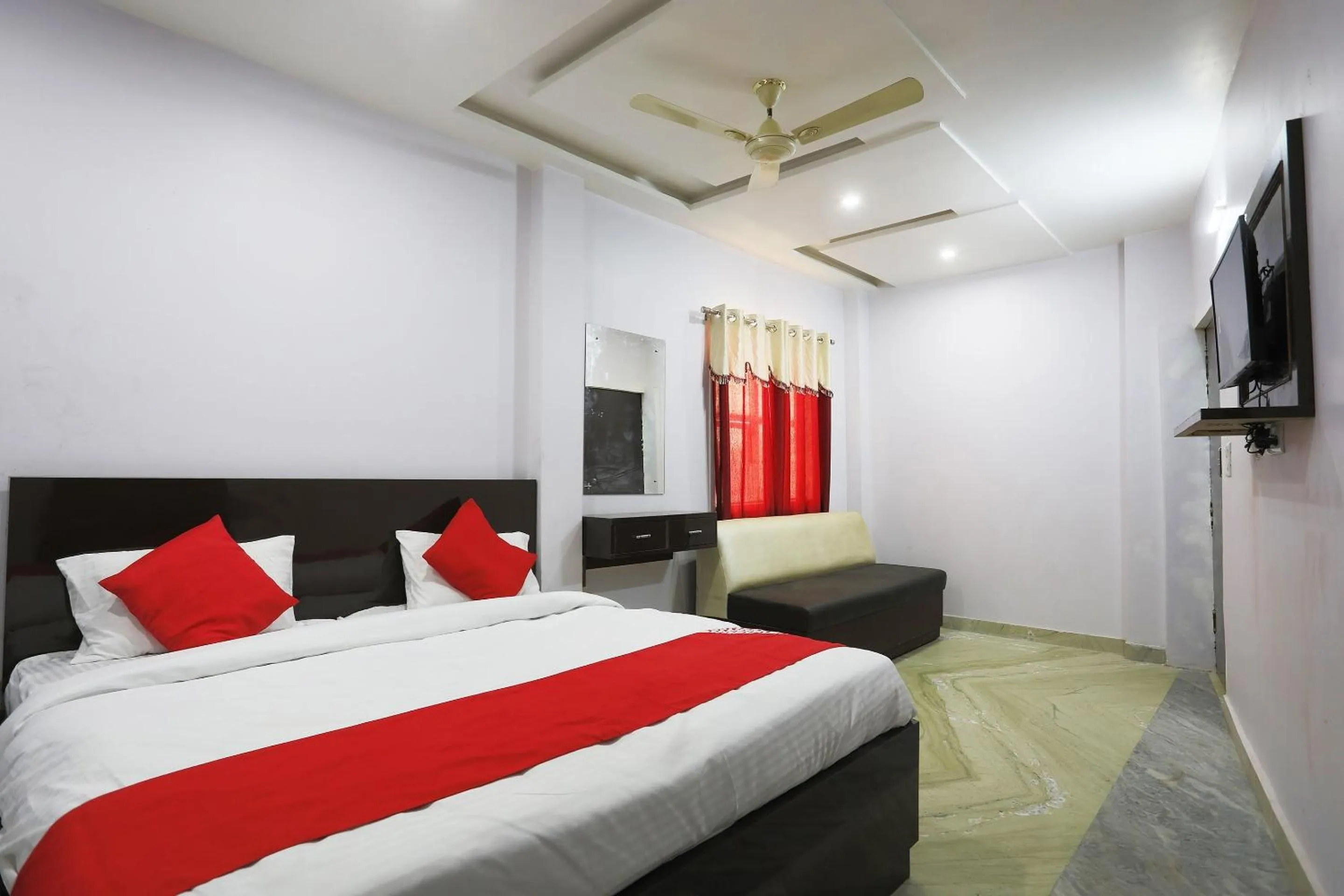 Bedroom, Bed in Hotel O Salt And Pepper Hotel And Resturant