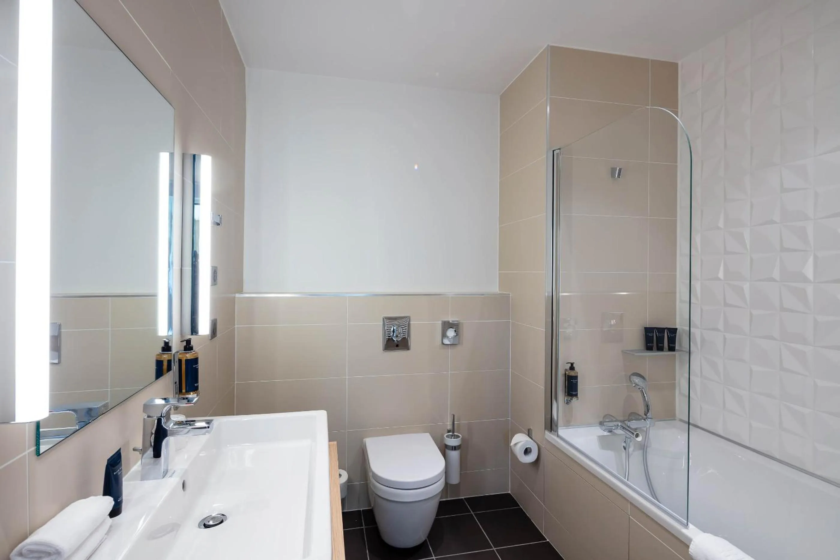 Bathroom in Hôtel Sainte Victoire