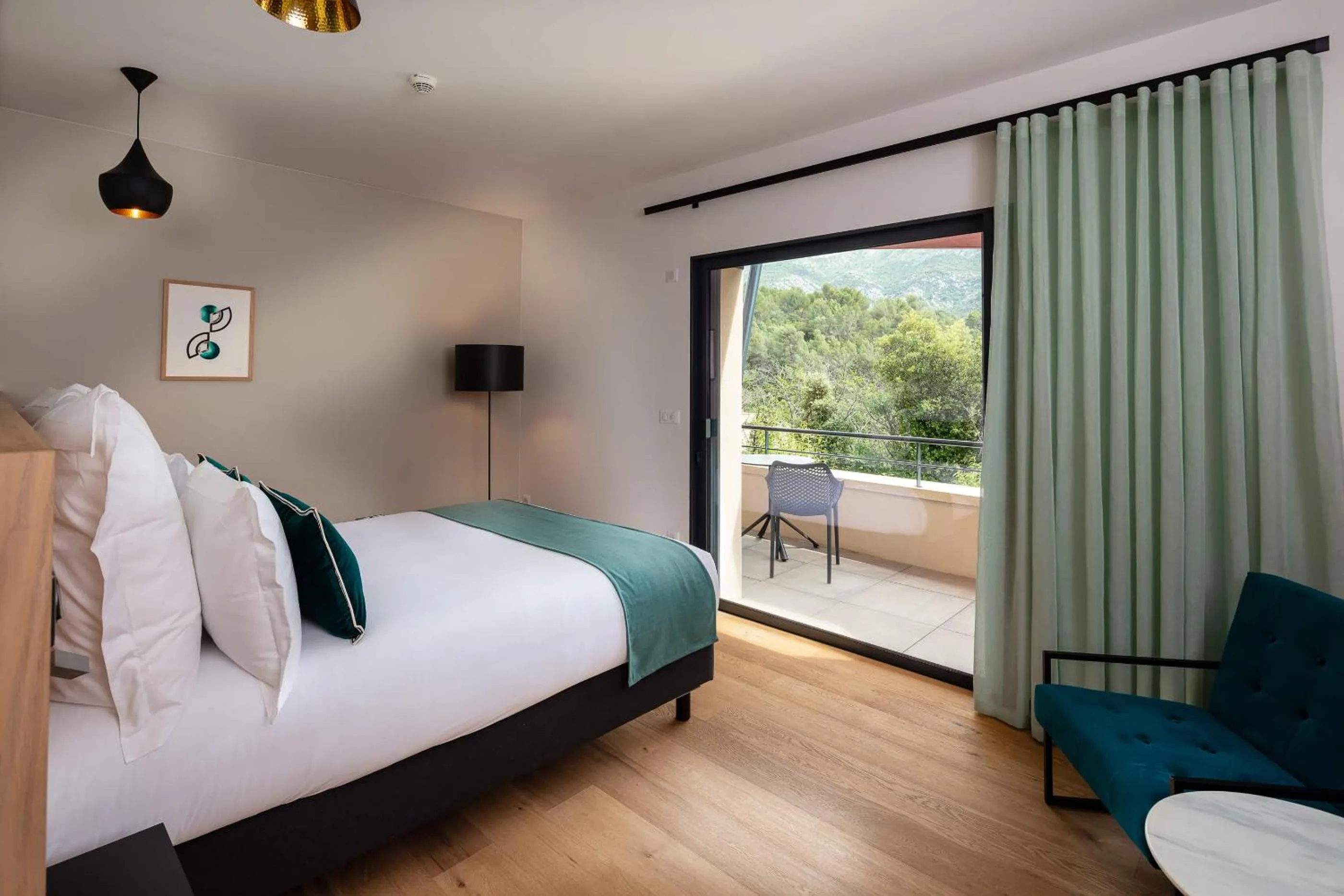 Bed in Hôtel Sainte Victoire