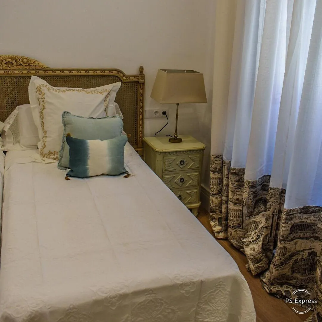 Bed in HOTEL LUZ ALMONASTER