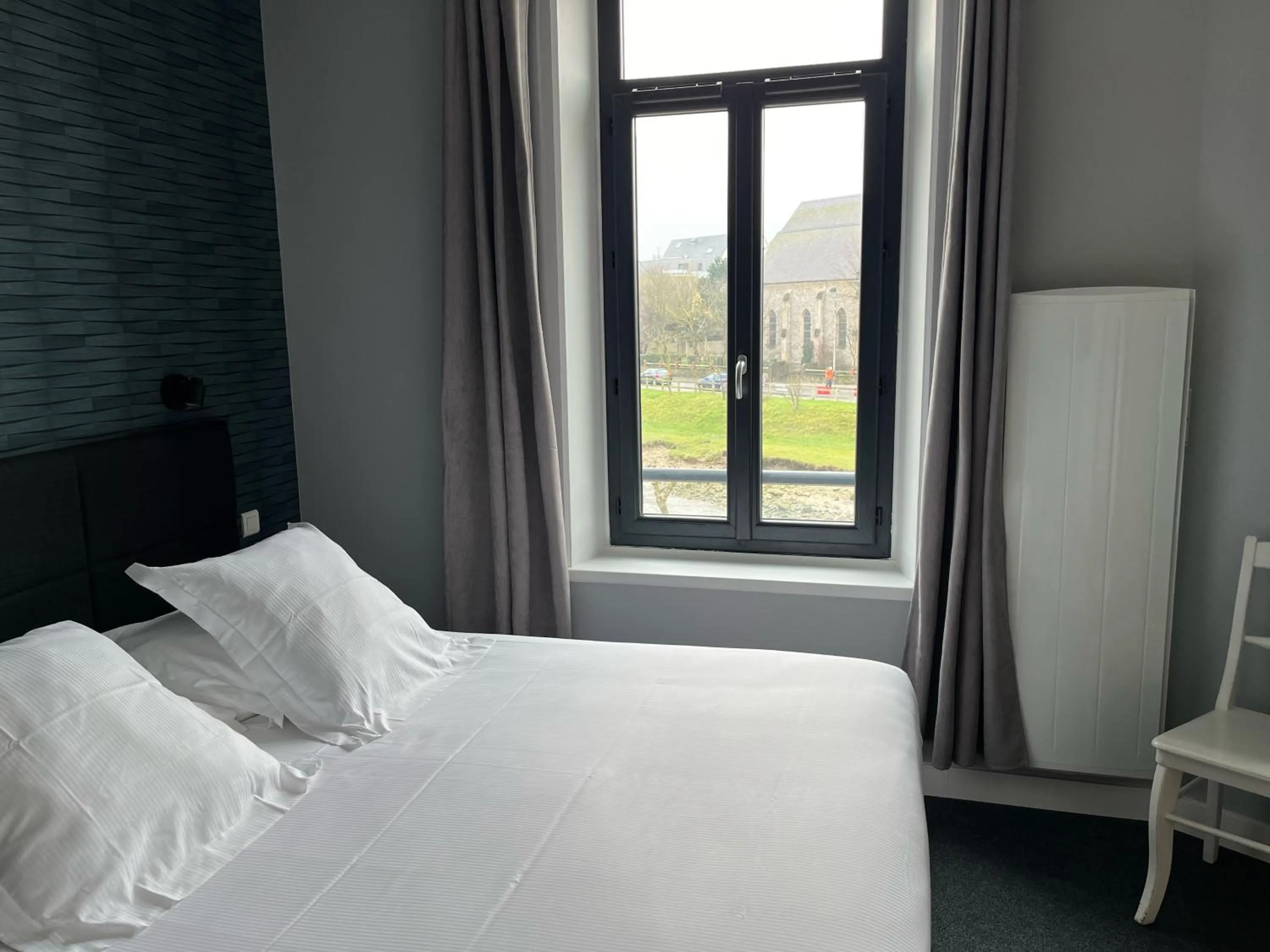 Bedroom, Bed in Saint Jean