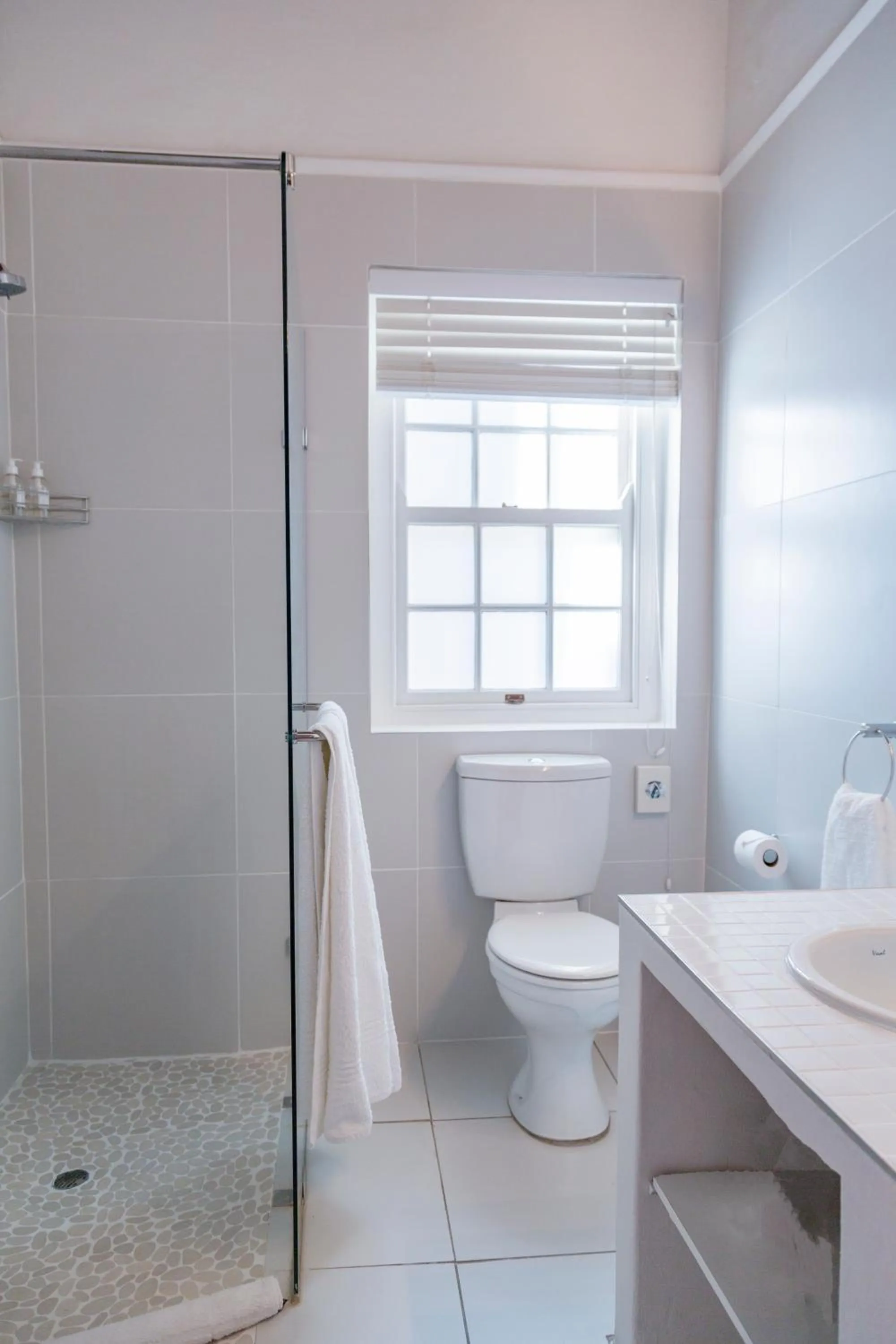 Bathroom in Lemoenfontein