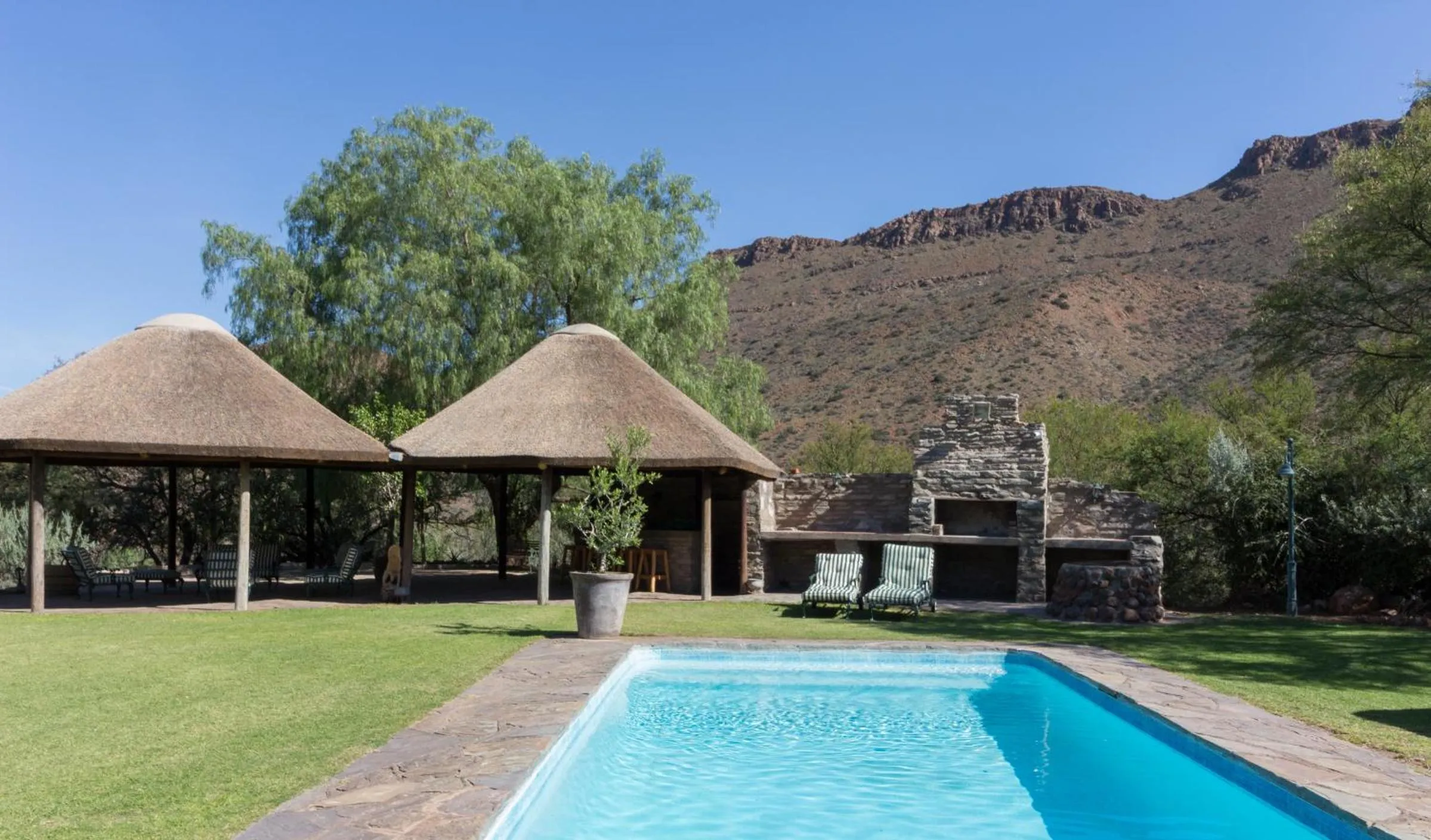 Pool view in Lemoenfontein