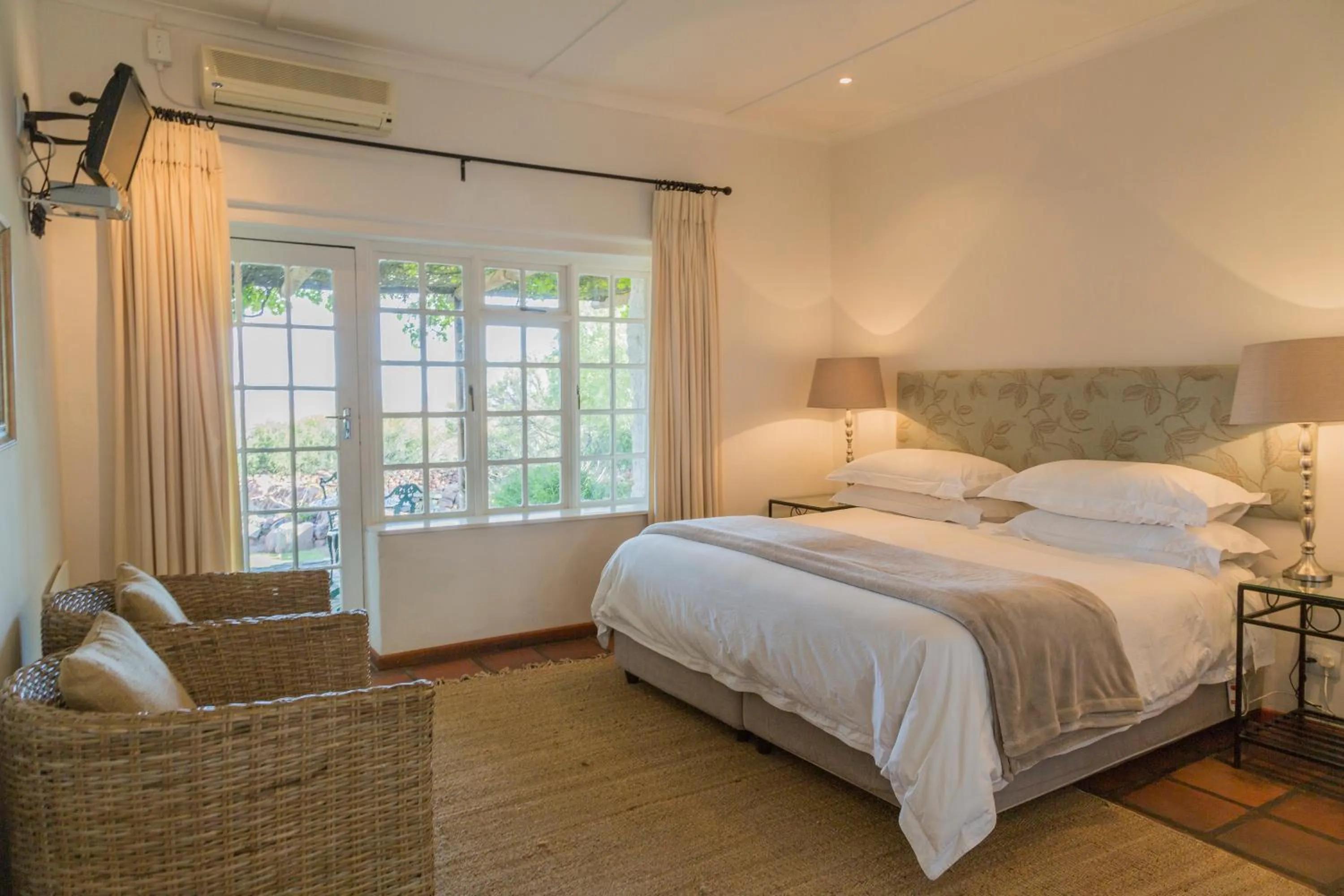 Bedroom, Bed in Lemoenfontein