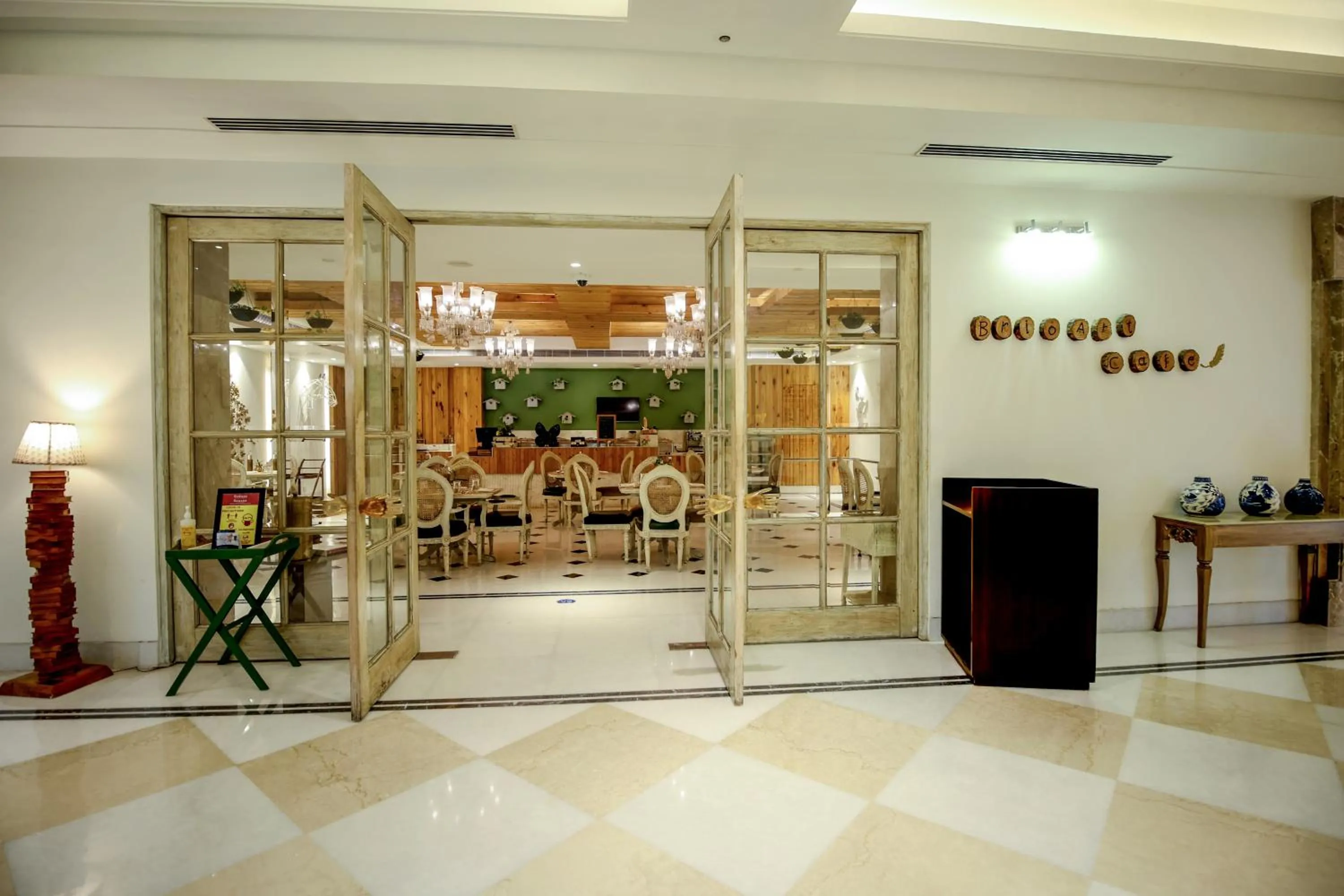 Restaurant/places to eat in Ramada Plaza by Wyndham Lucknow