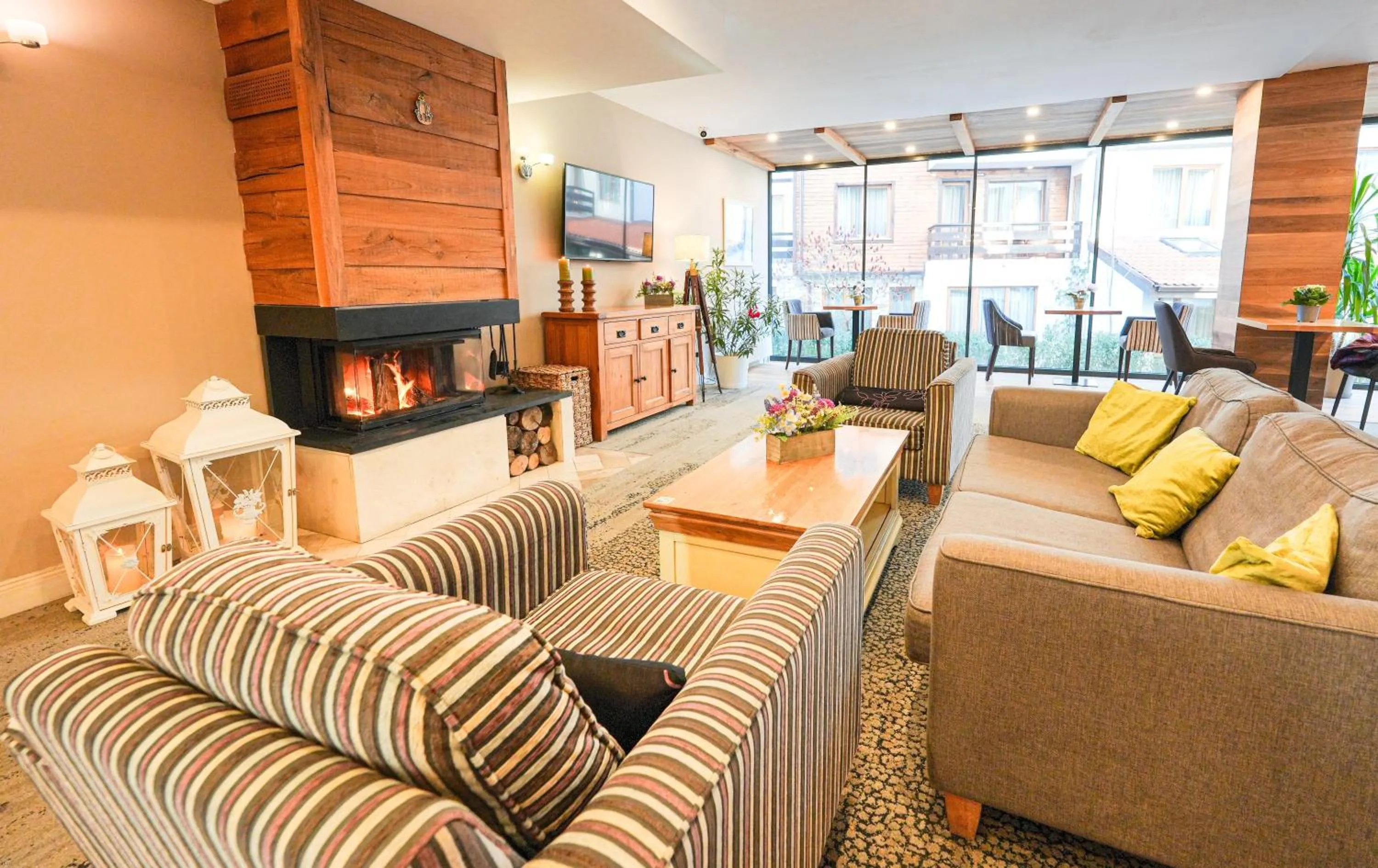 Lobby or reception in Predela LUX Aparthotel