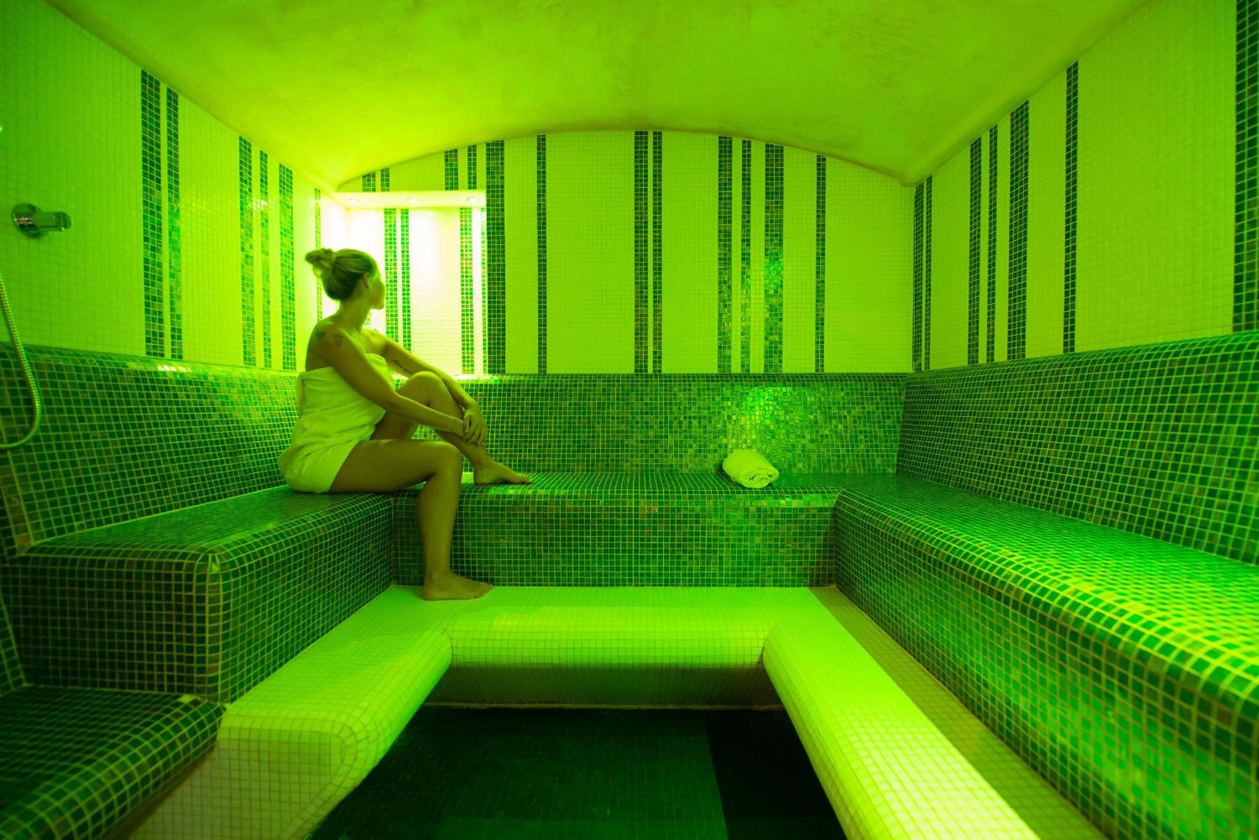 Steam room in Hotel Ligure