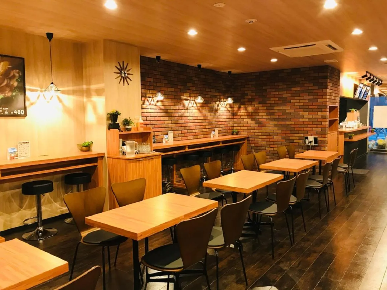Restaurant/places to eat in HOTEL LiVEMAX Nagoya Sakuradoriguchi