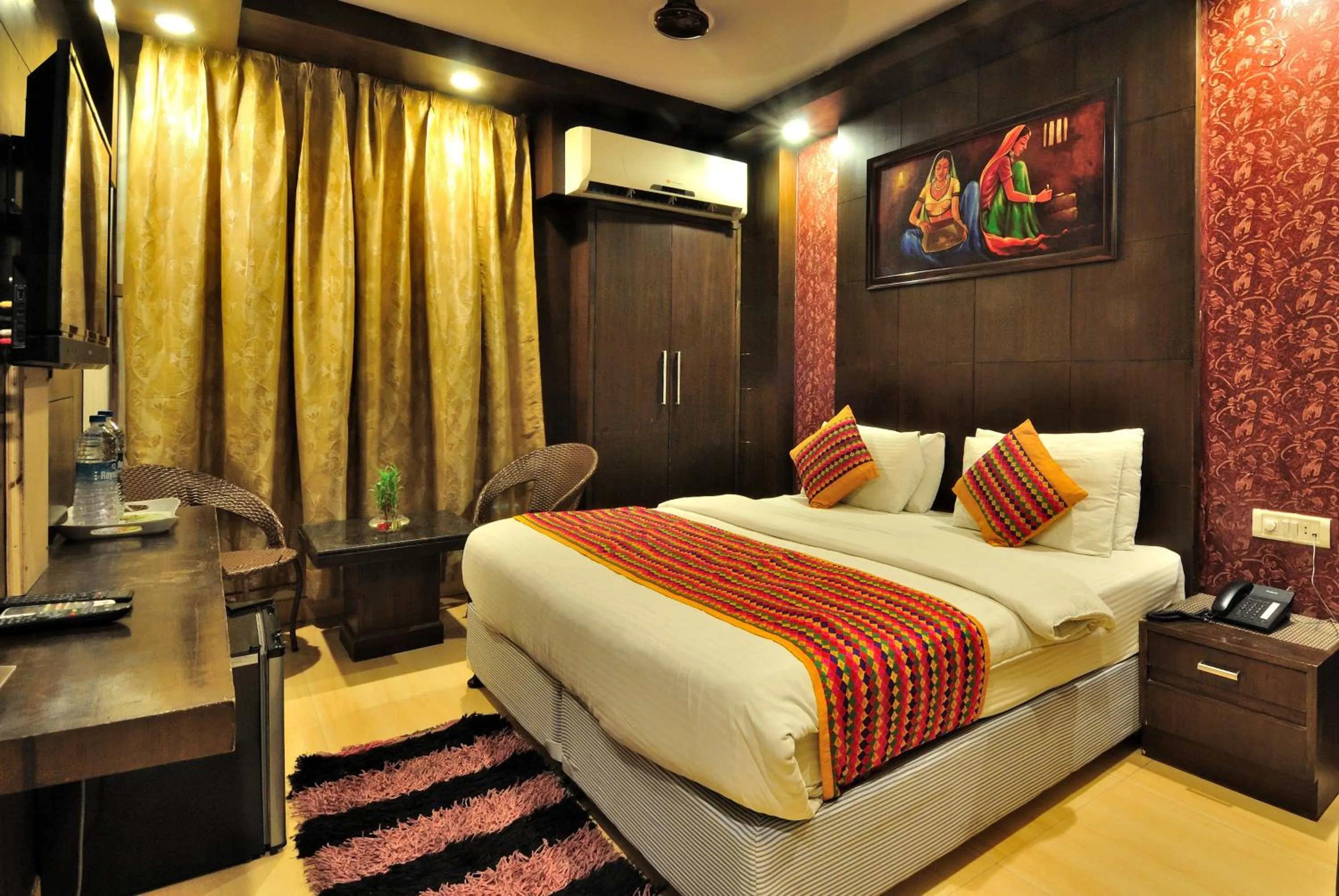 Photo of the whole room in Hotel Shelton