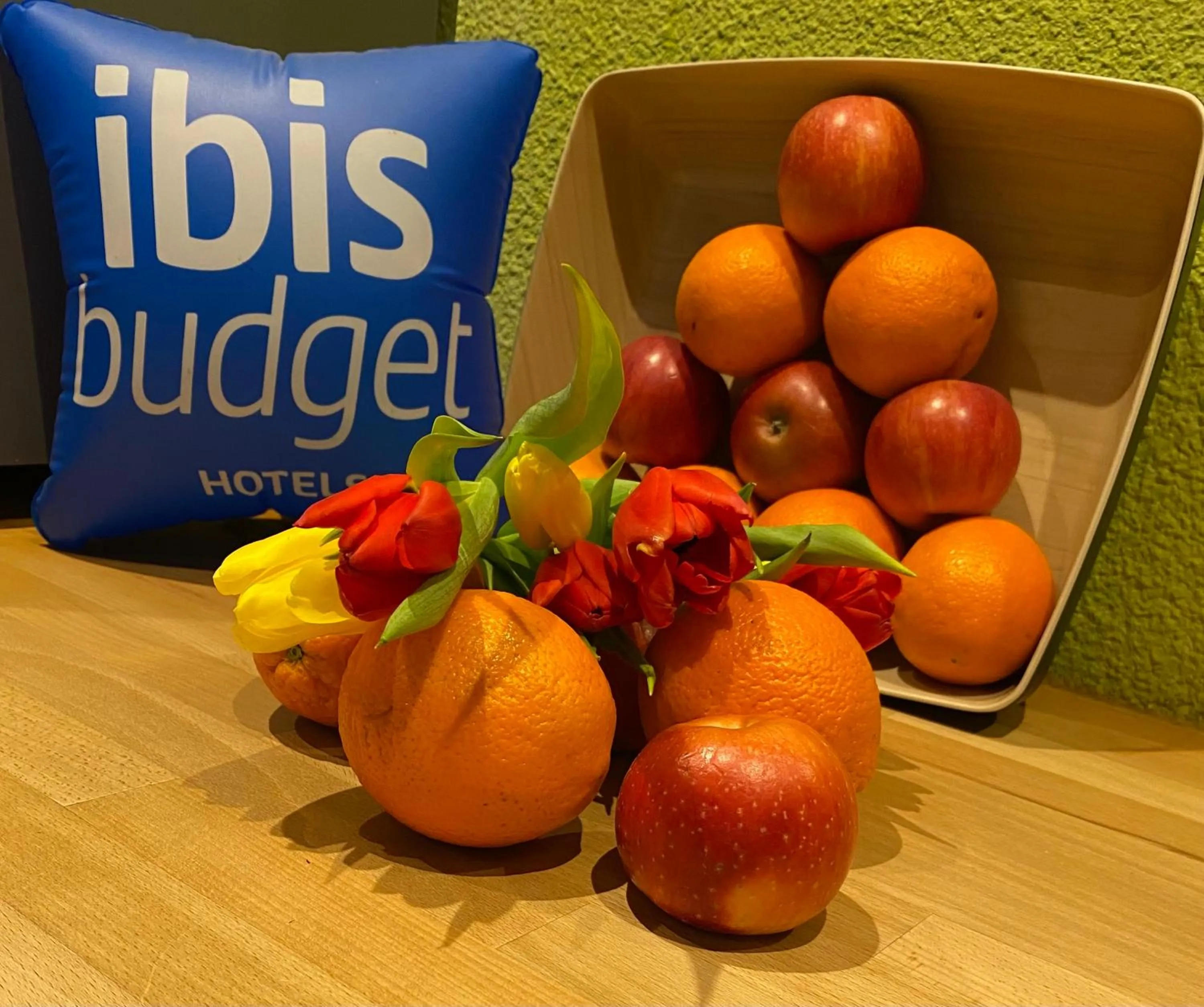 Breakfast in ibis Budget Caen Centre Gare