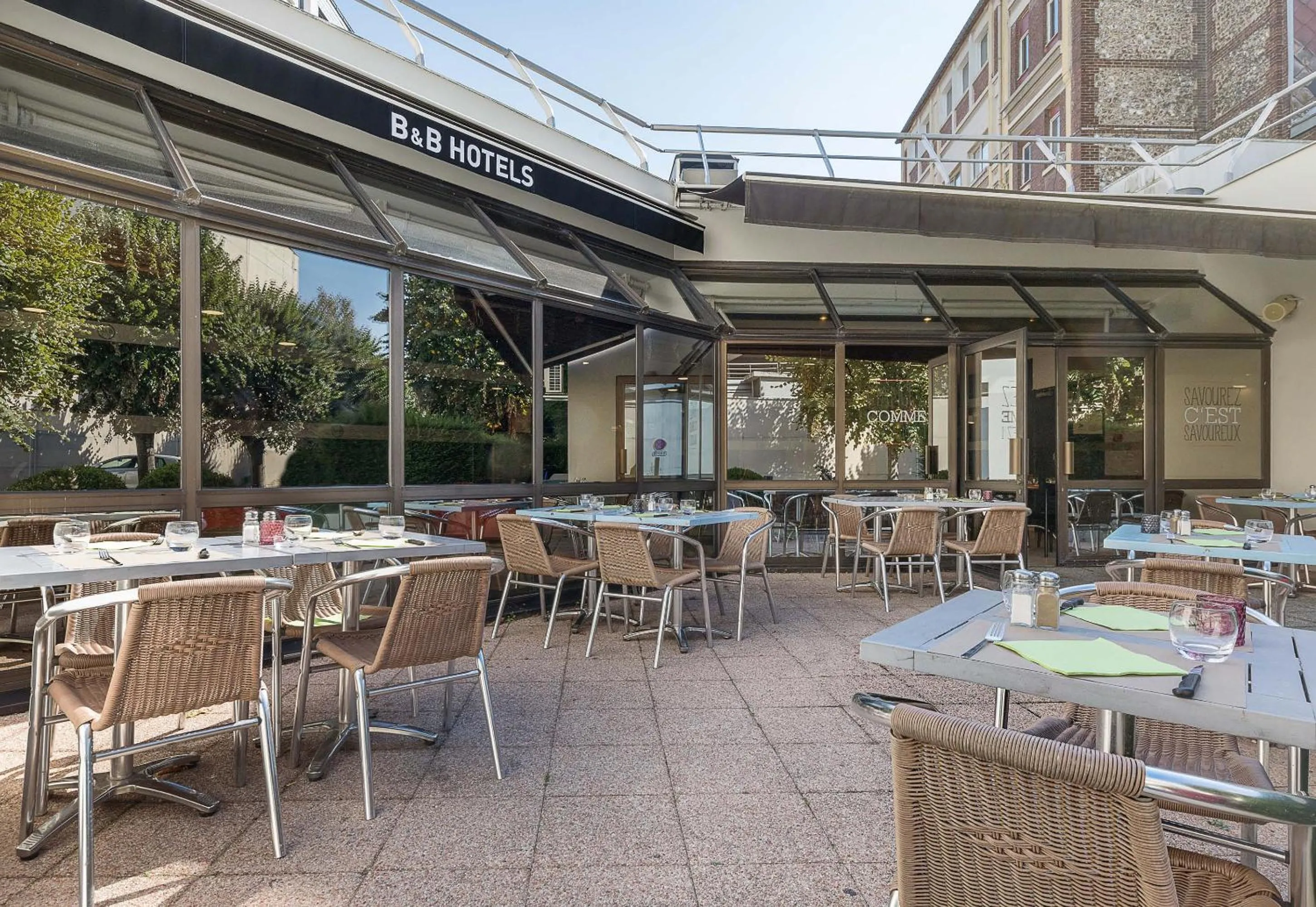Balcony/Terrace in B&B HOTEL Rouen Centre Rive Droite