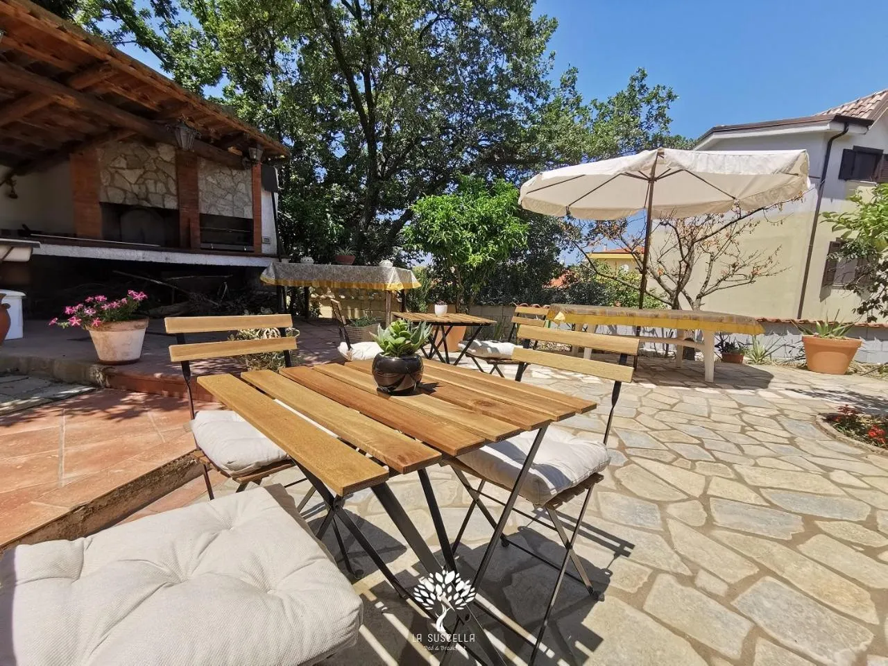 Patio in La Suscella Bed & Breakfast