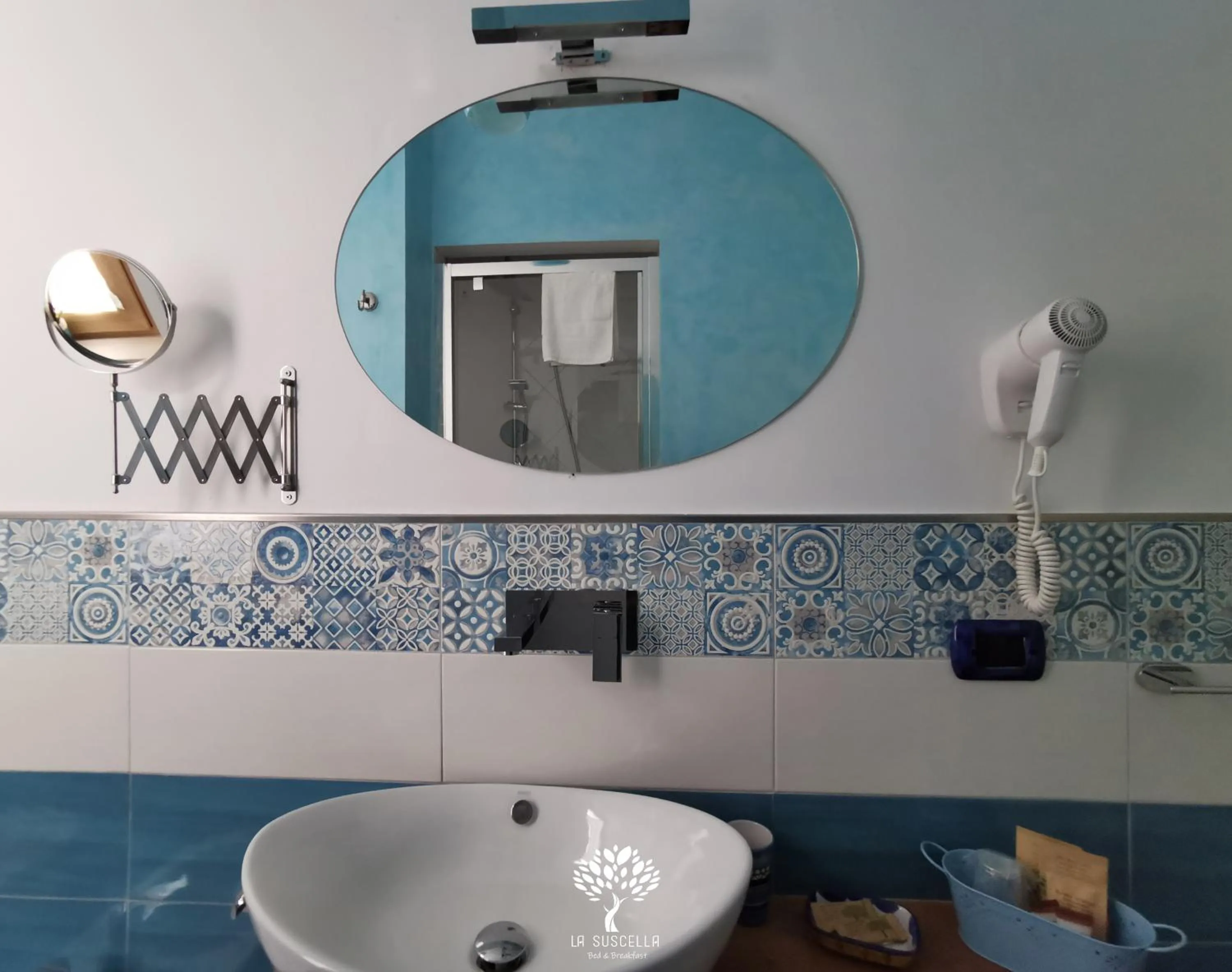 Bathroom in La Suscella Bed & Breakfast