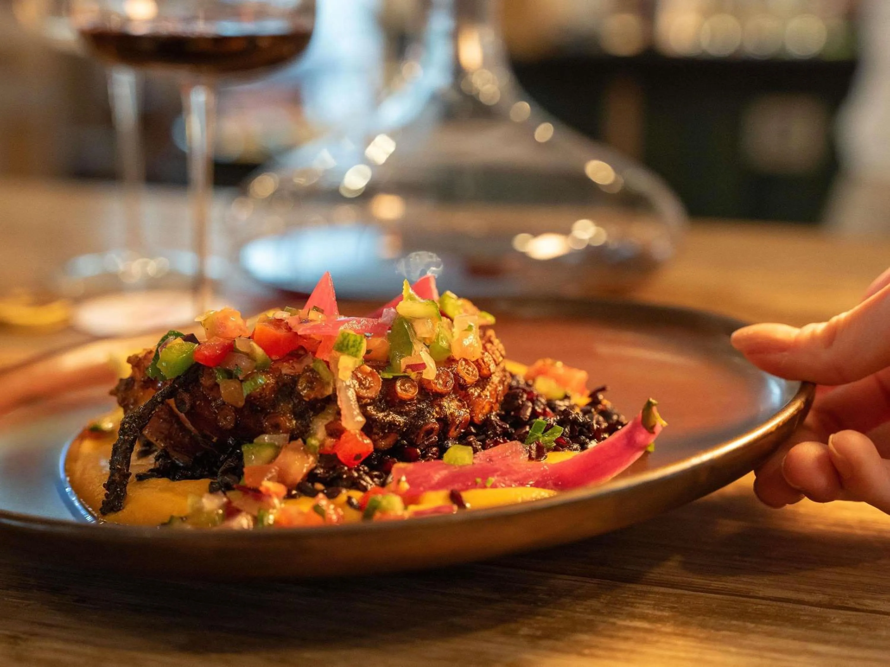 Restaurant/places to eat in ibis Marseille Centre Euromed