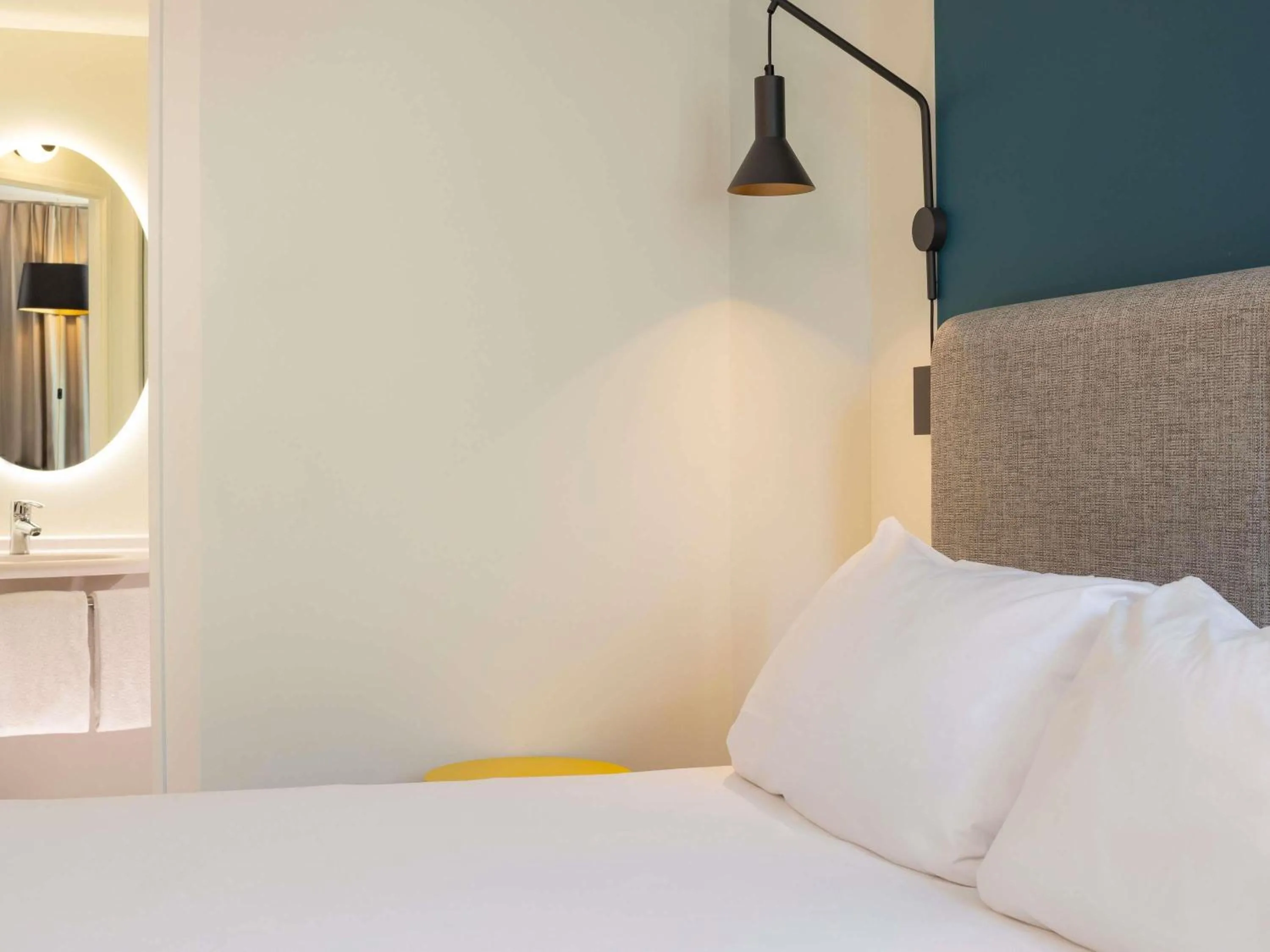 Standard Double Room in ibis Marseille Centre Euromed