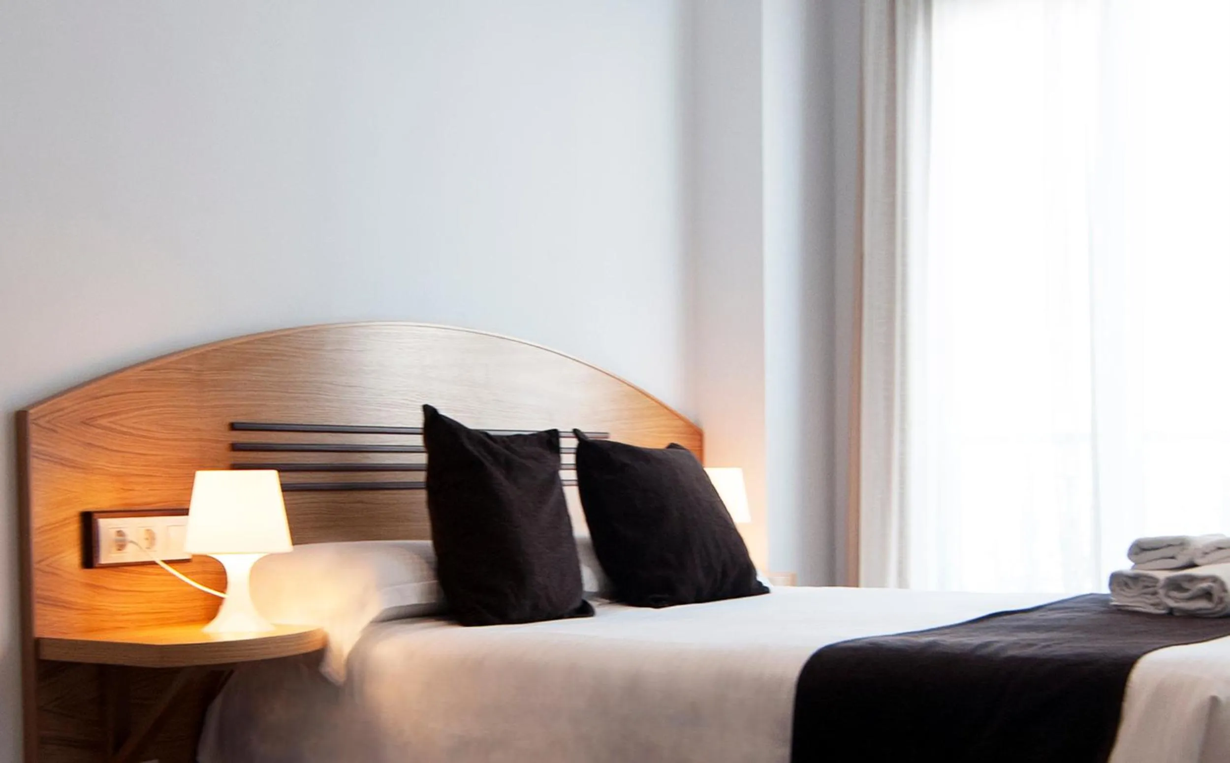 Bedroom, Bed in Plaza de la Luz Cádiz