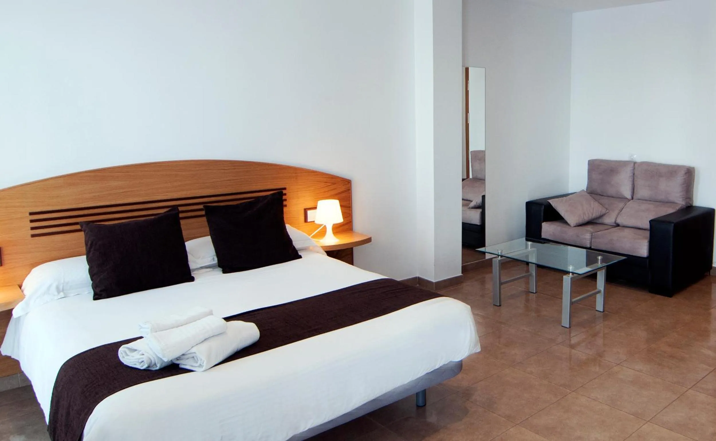 Kitchen or kitchenette, Bed in Plaza de la Luz Cádiz