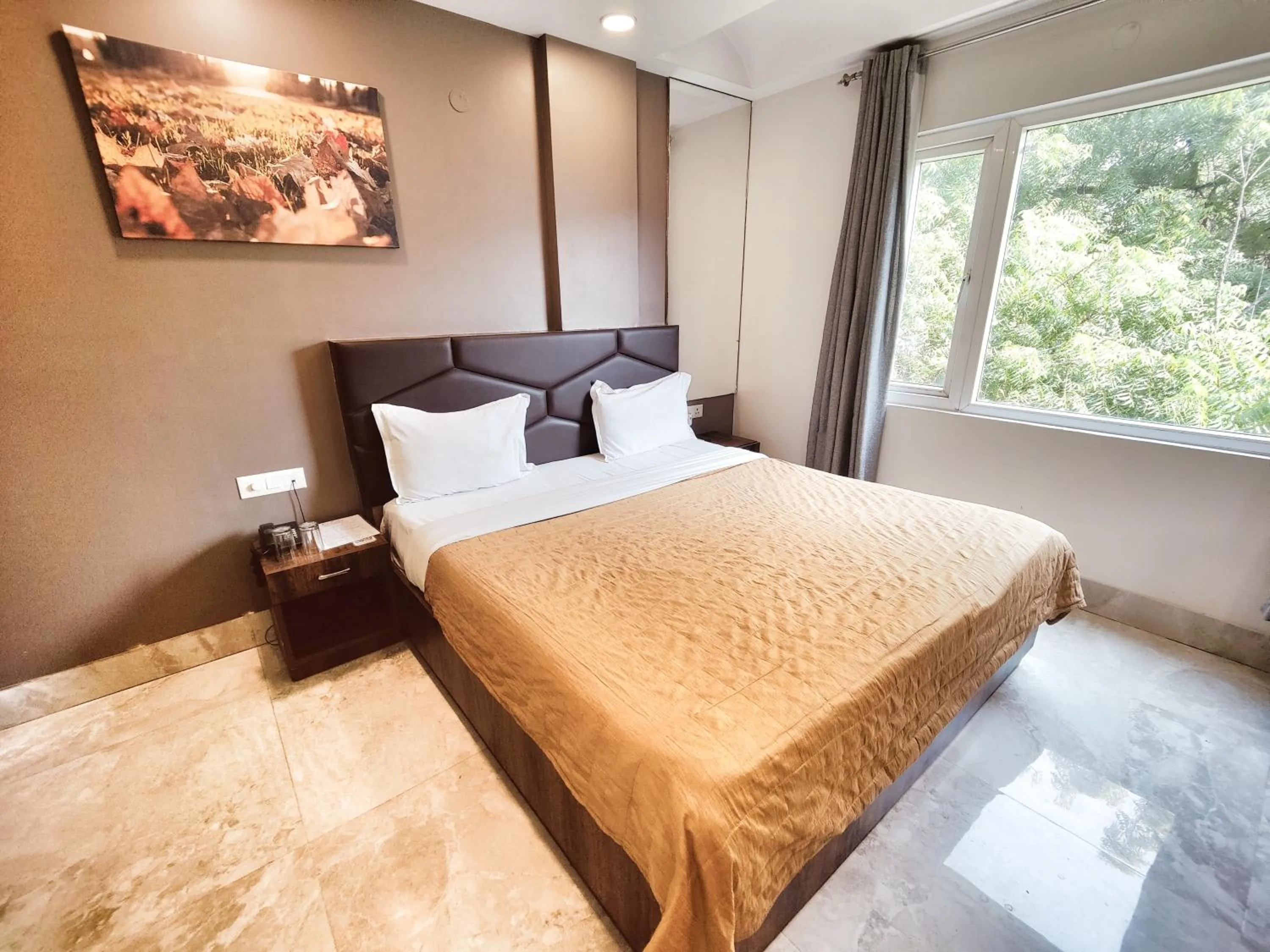 Bedroom, Bed in Hotel Aerocity Purple Orchid