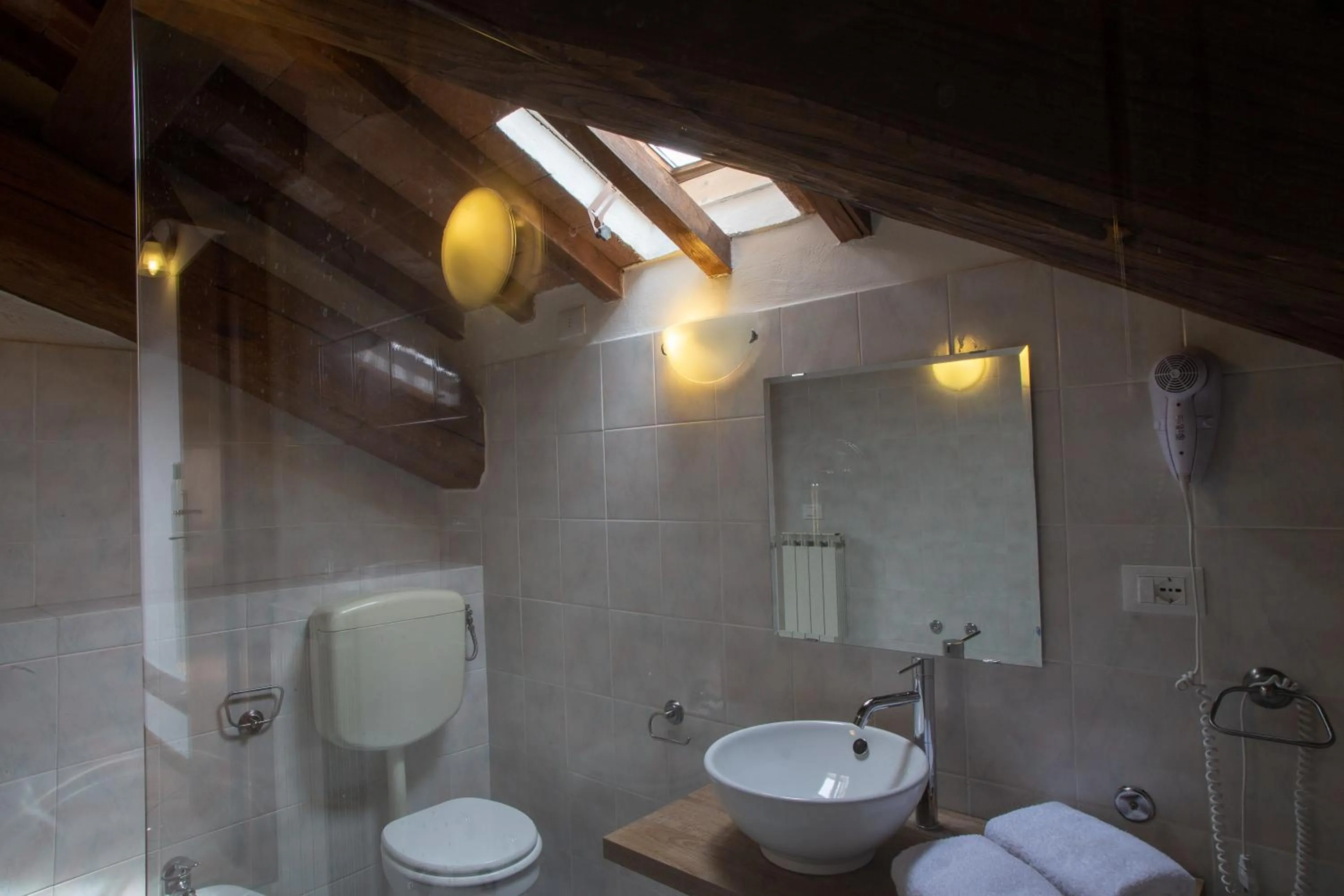 Toilet in Santa Cecilia Perugia - Rooms&Suite