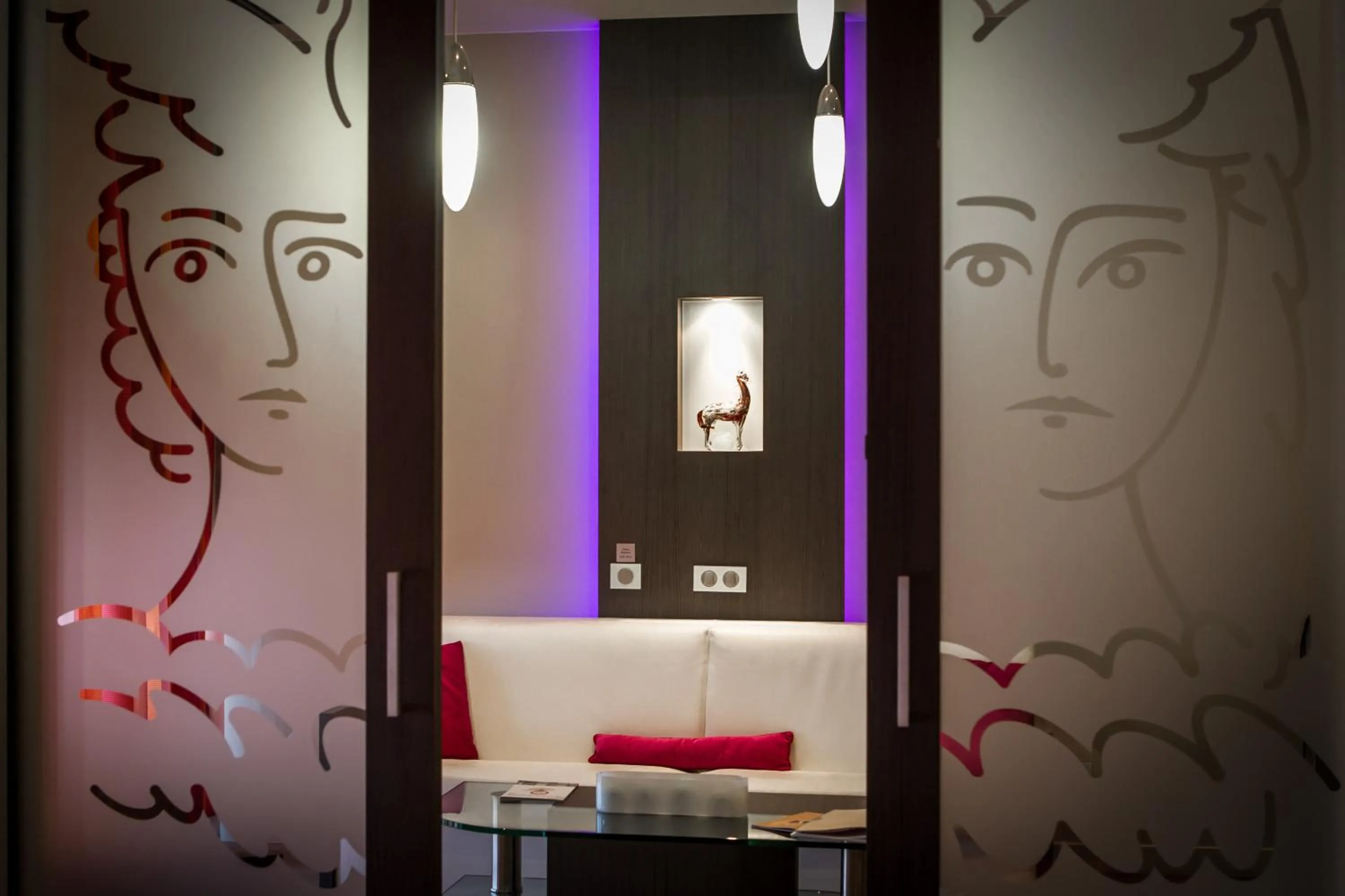 Living room in Hôtel & Spa Vatel