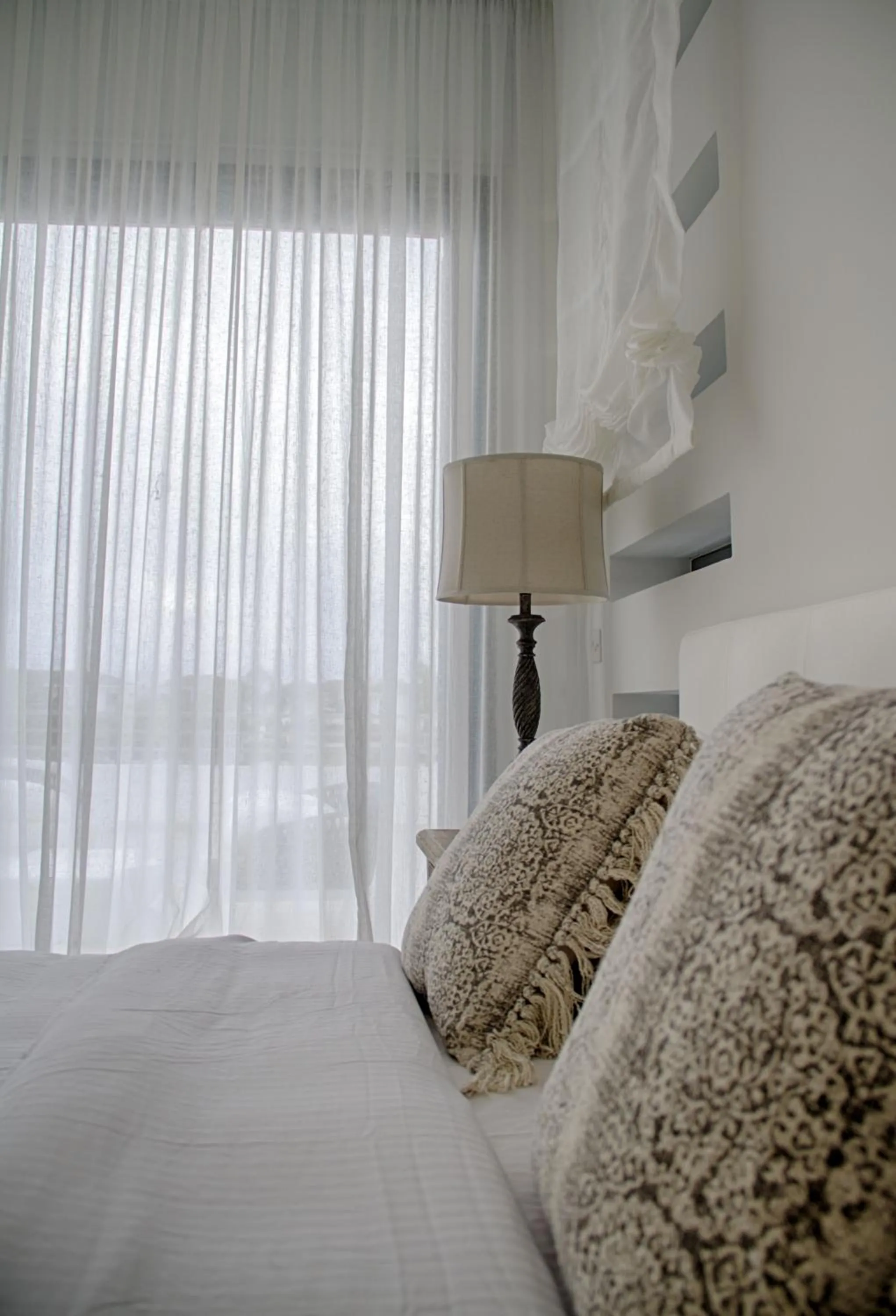 Bed in Atlantis Gardens