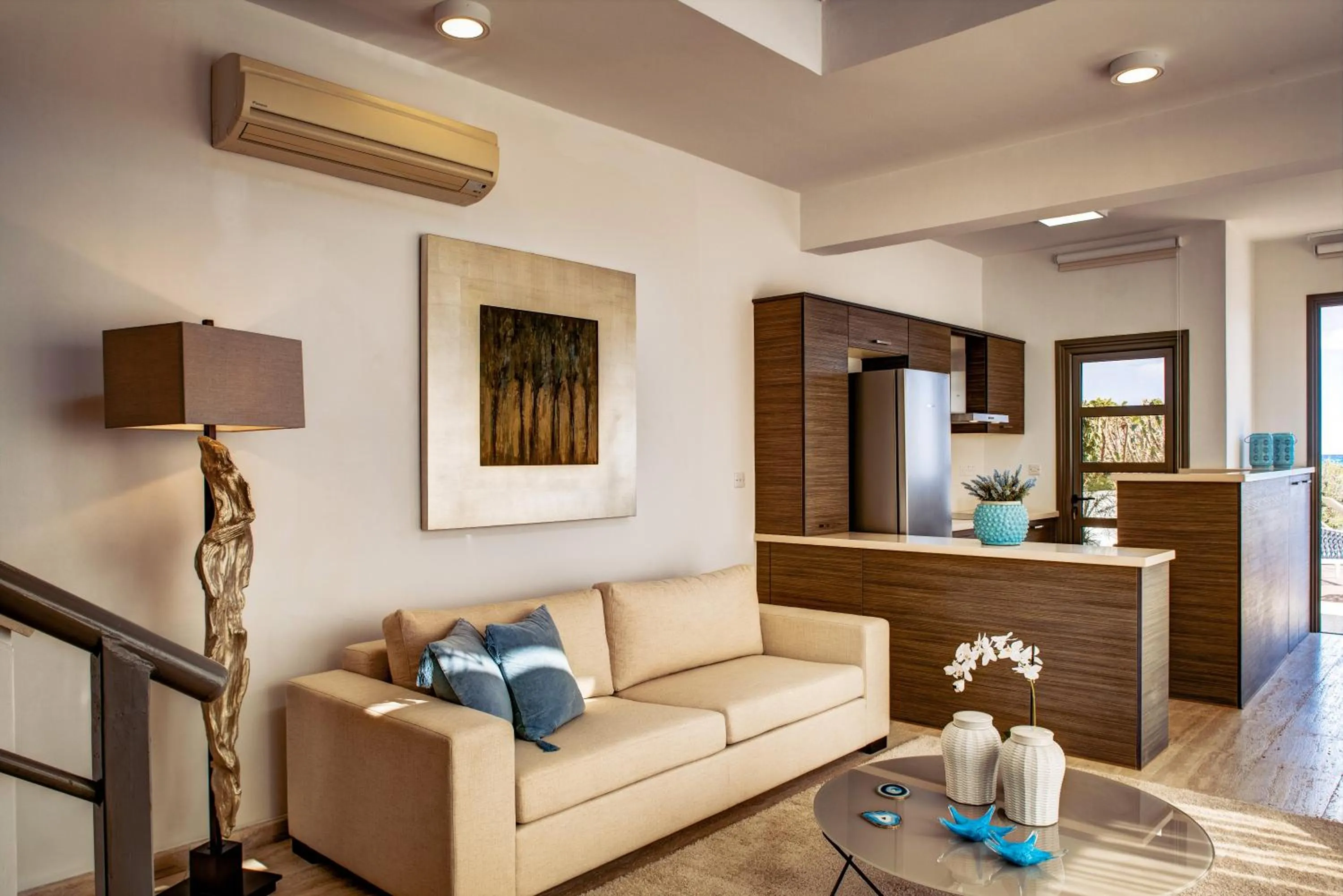 Living room in Atlantis Gardens