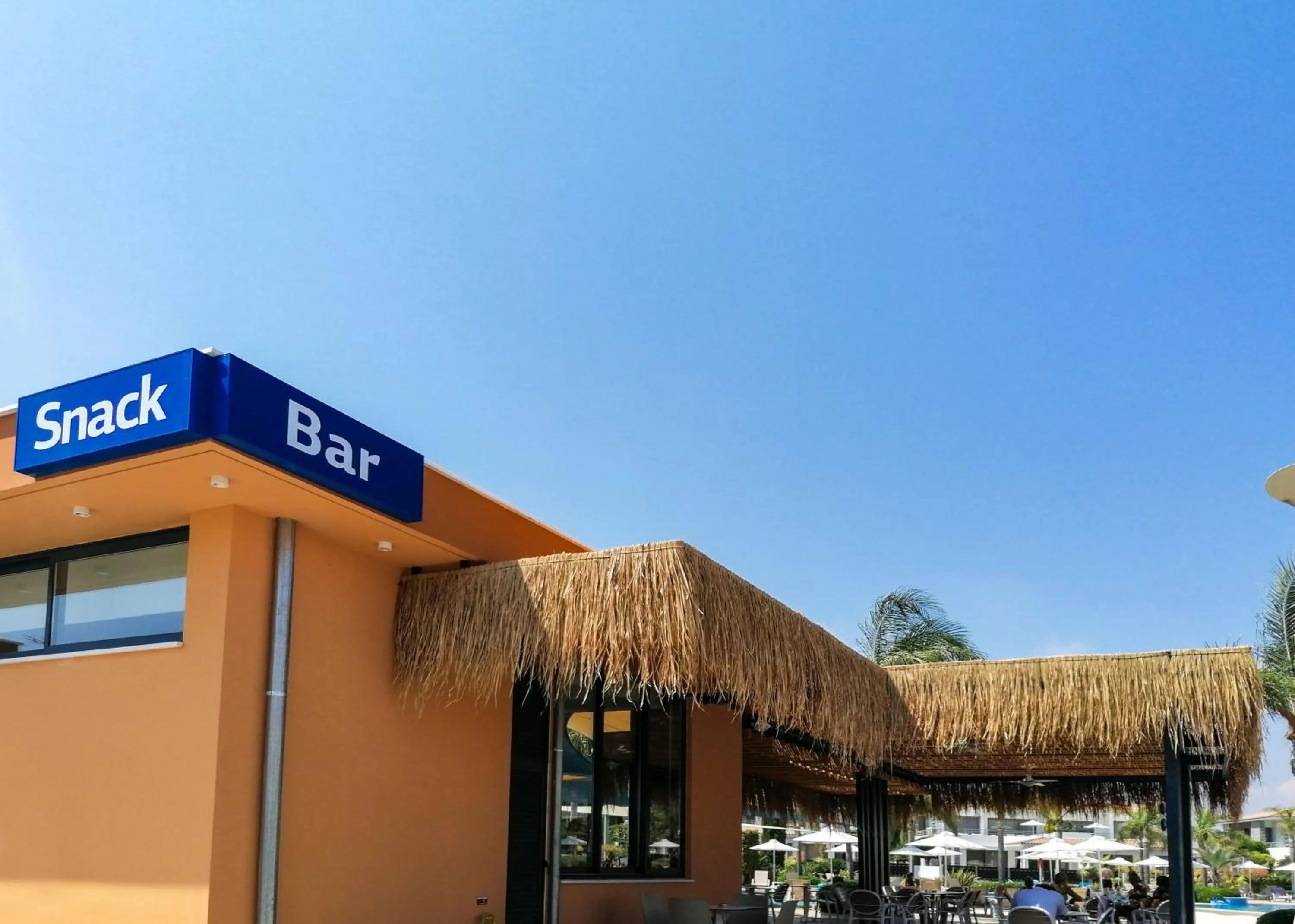 Restaurant/places to eat in Atlantis Gardens