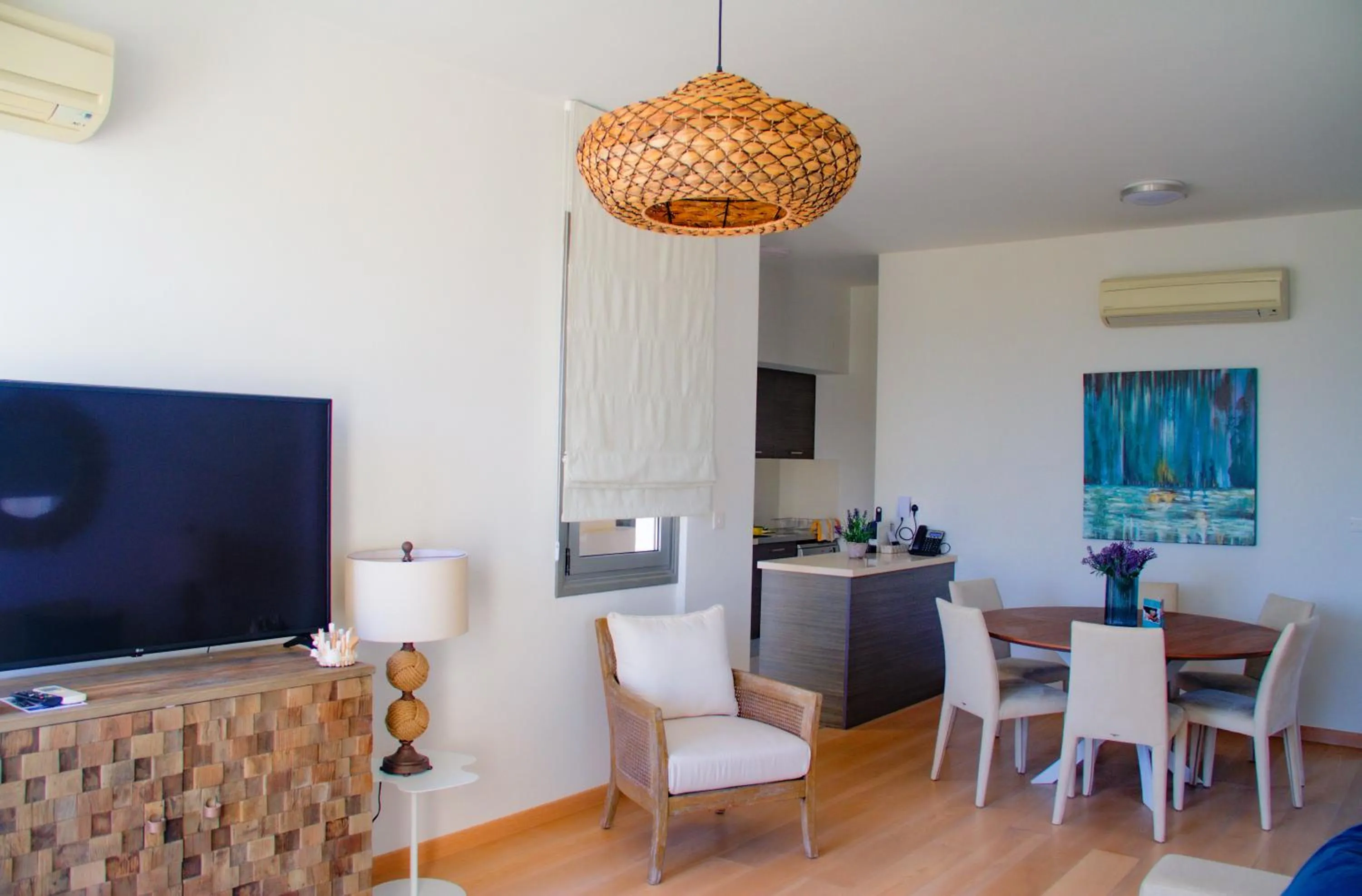 Living room in Atlantis Gardens