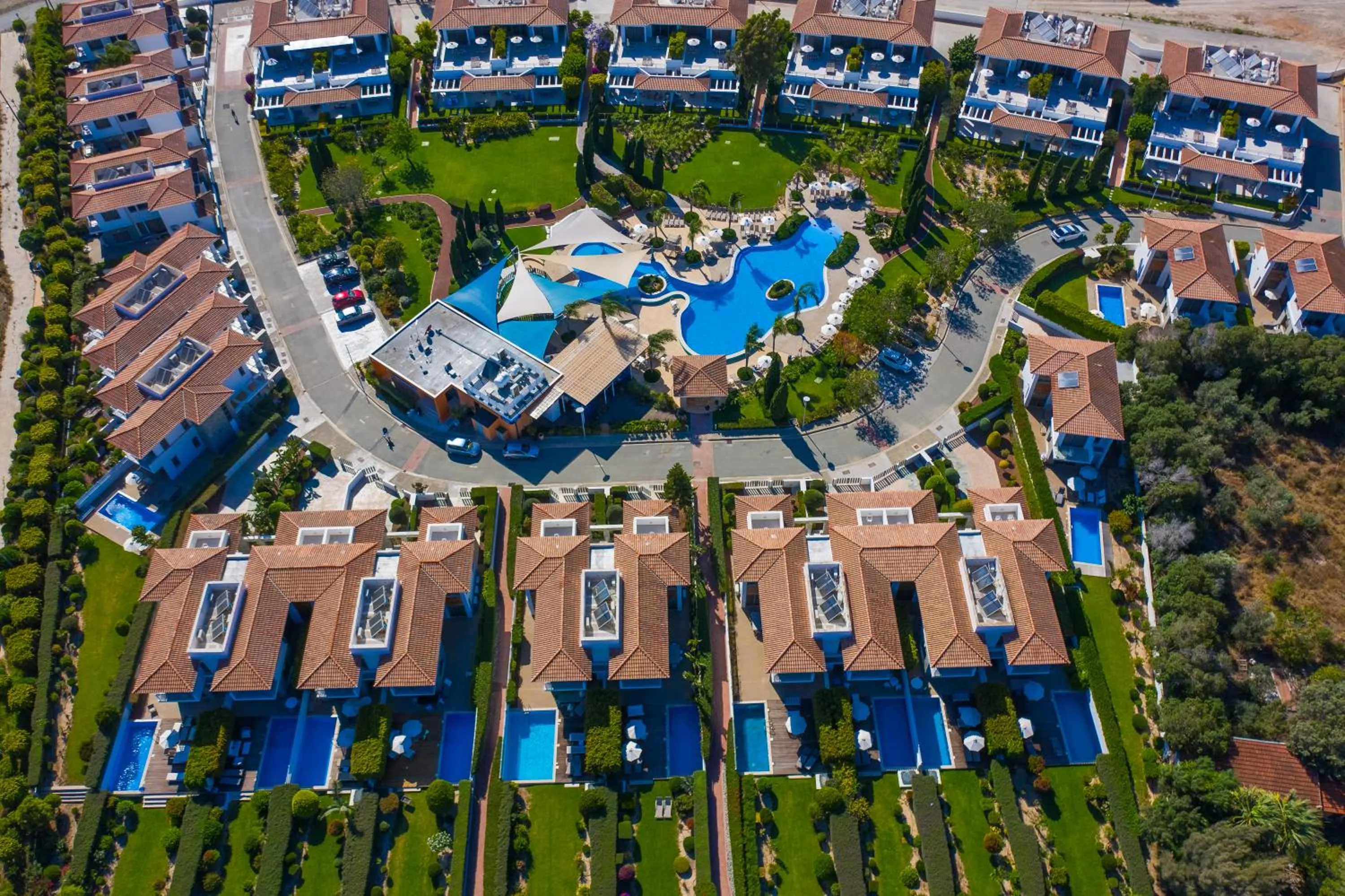 Property building in Atlantis Gardens