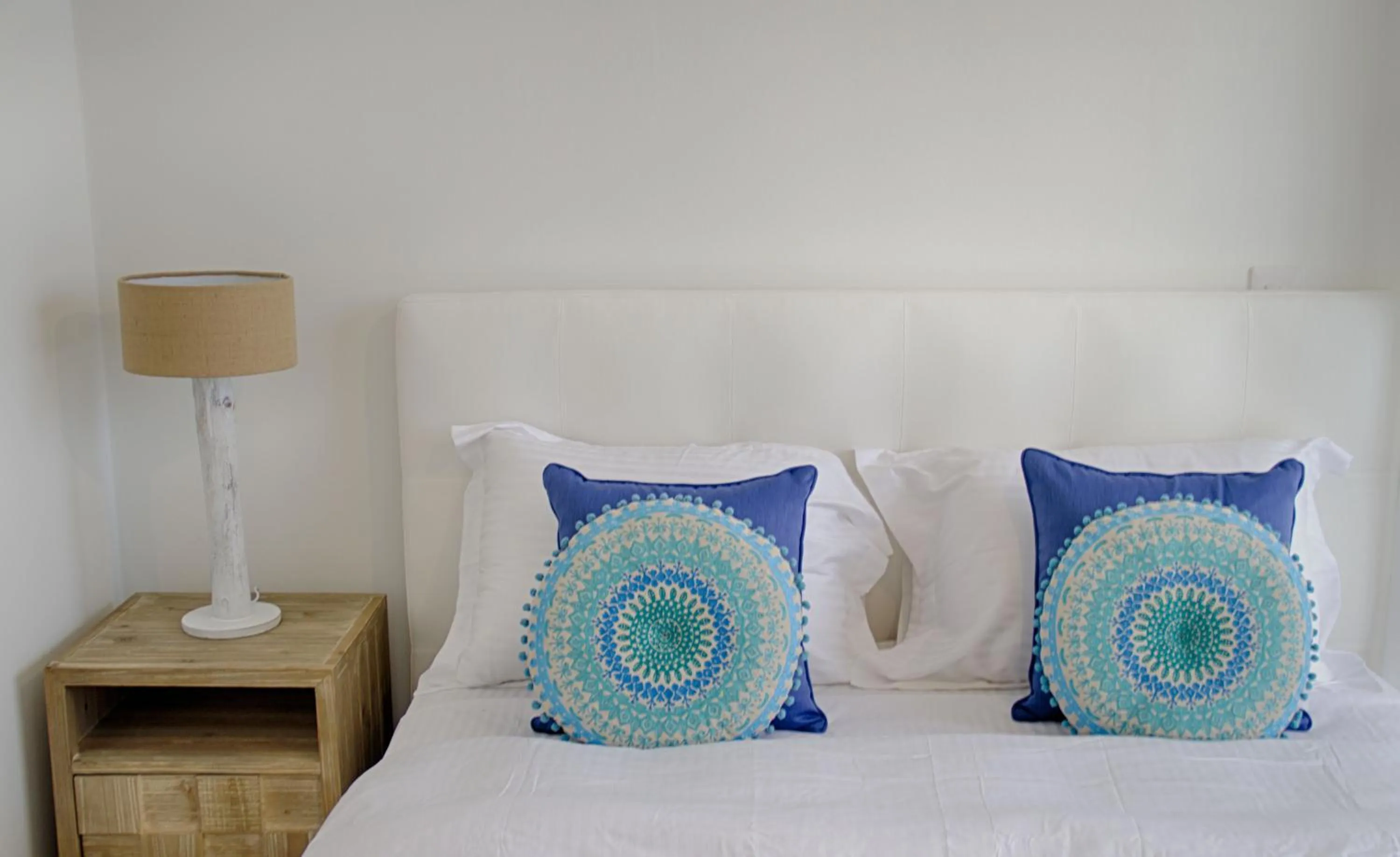 Bed in Atlantis Gardens