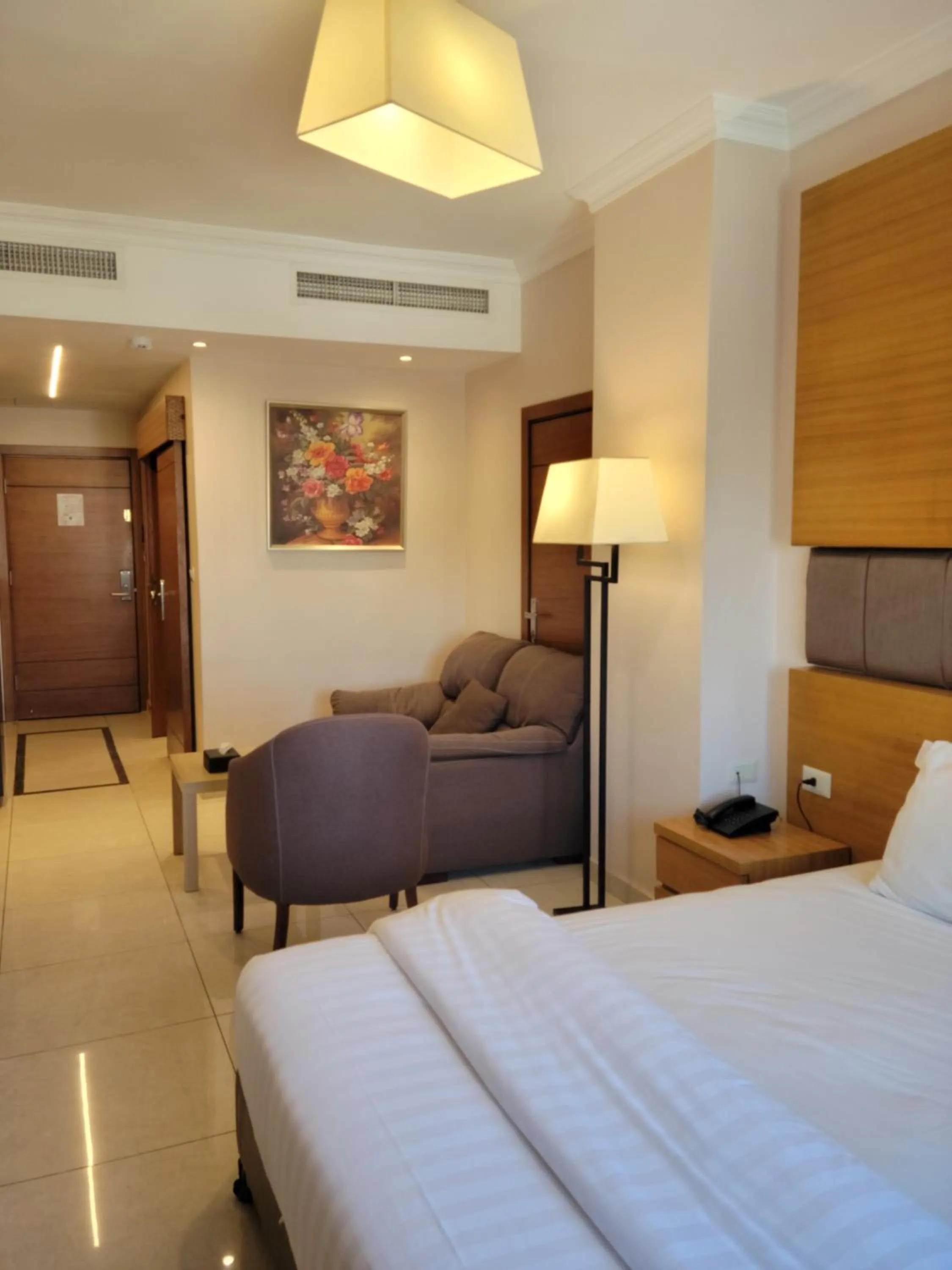 Family in Big Ben Hotel Suites