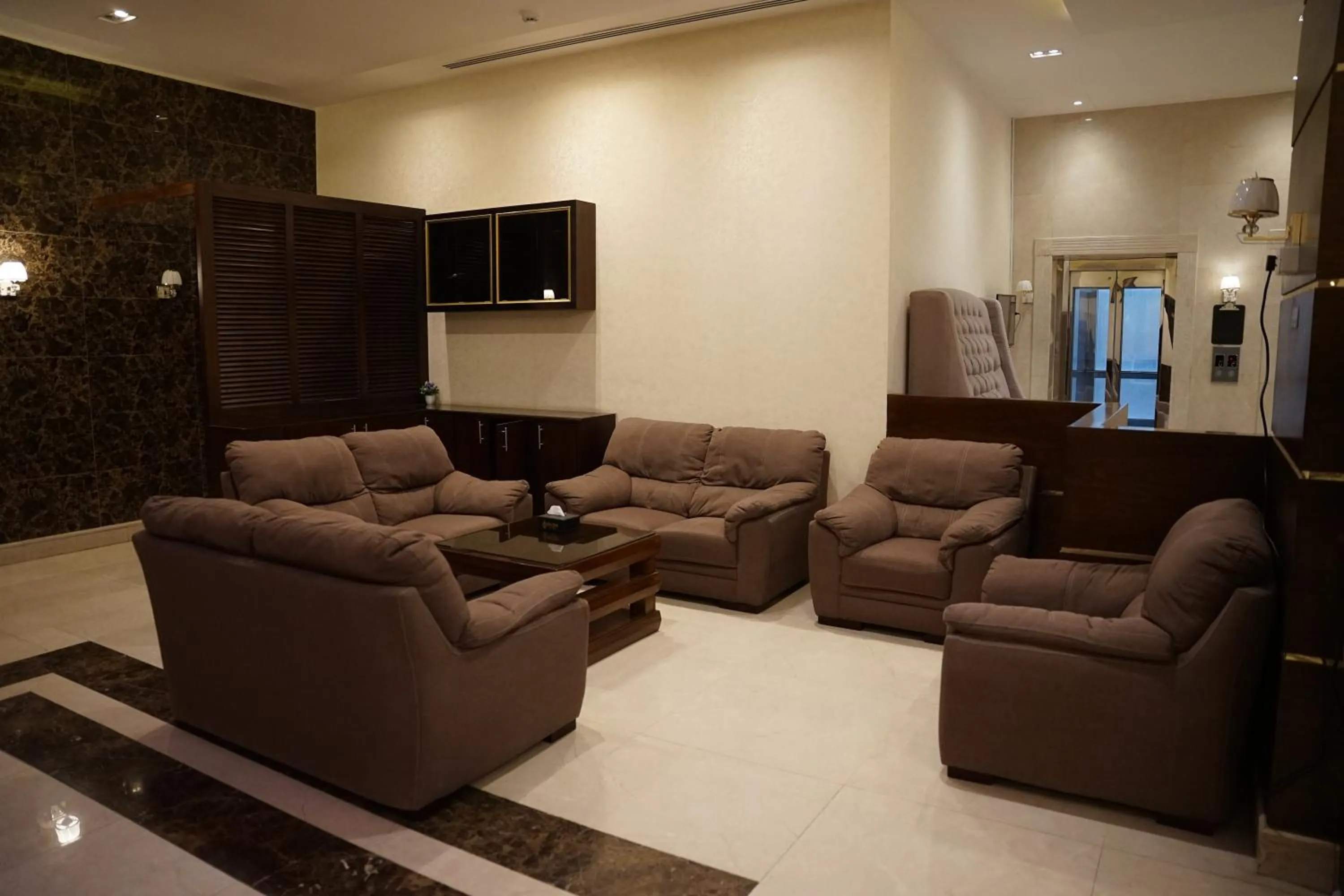 Lobby or reception in Big Ben Hotel Suites