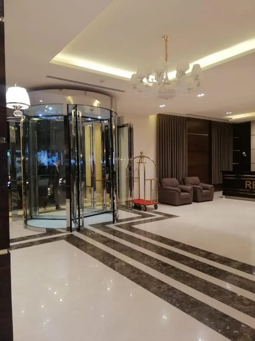 Seating area in Big Ben Hotel Suites