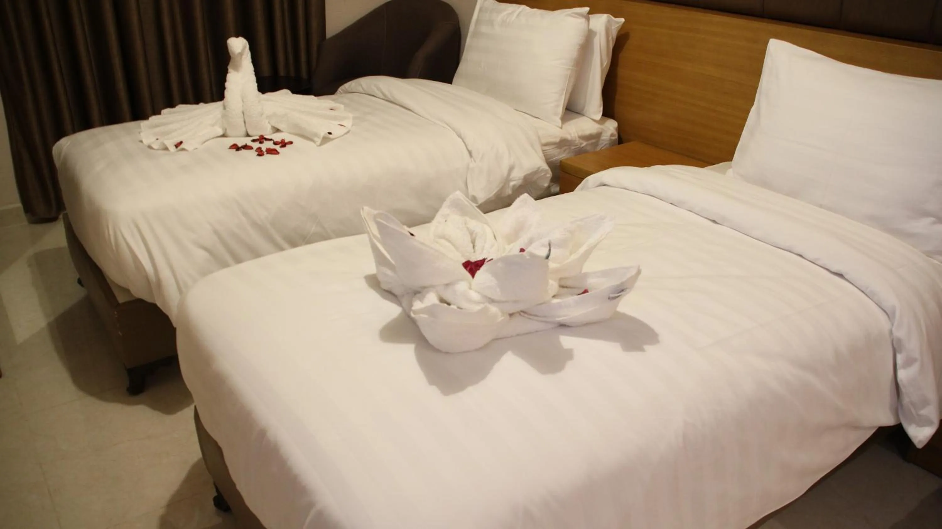 wedding in Big Ben Hotel Suites