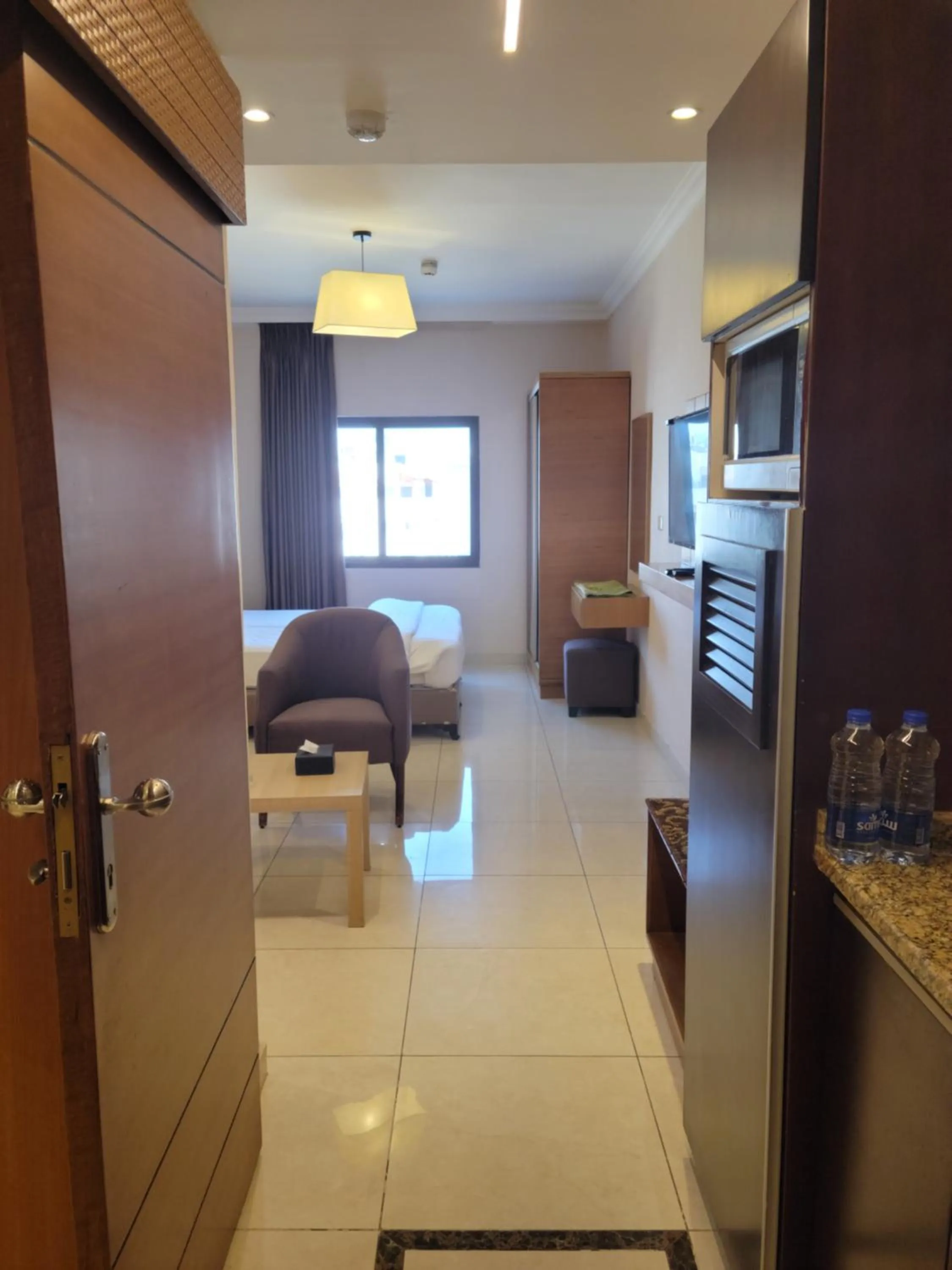 Family in Big Ben Hotel Suites