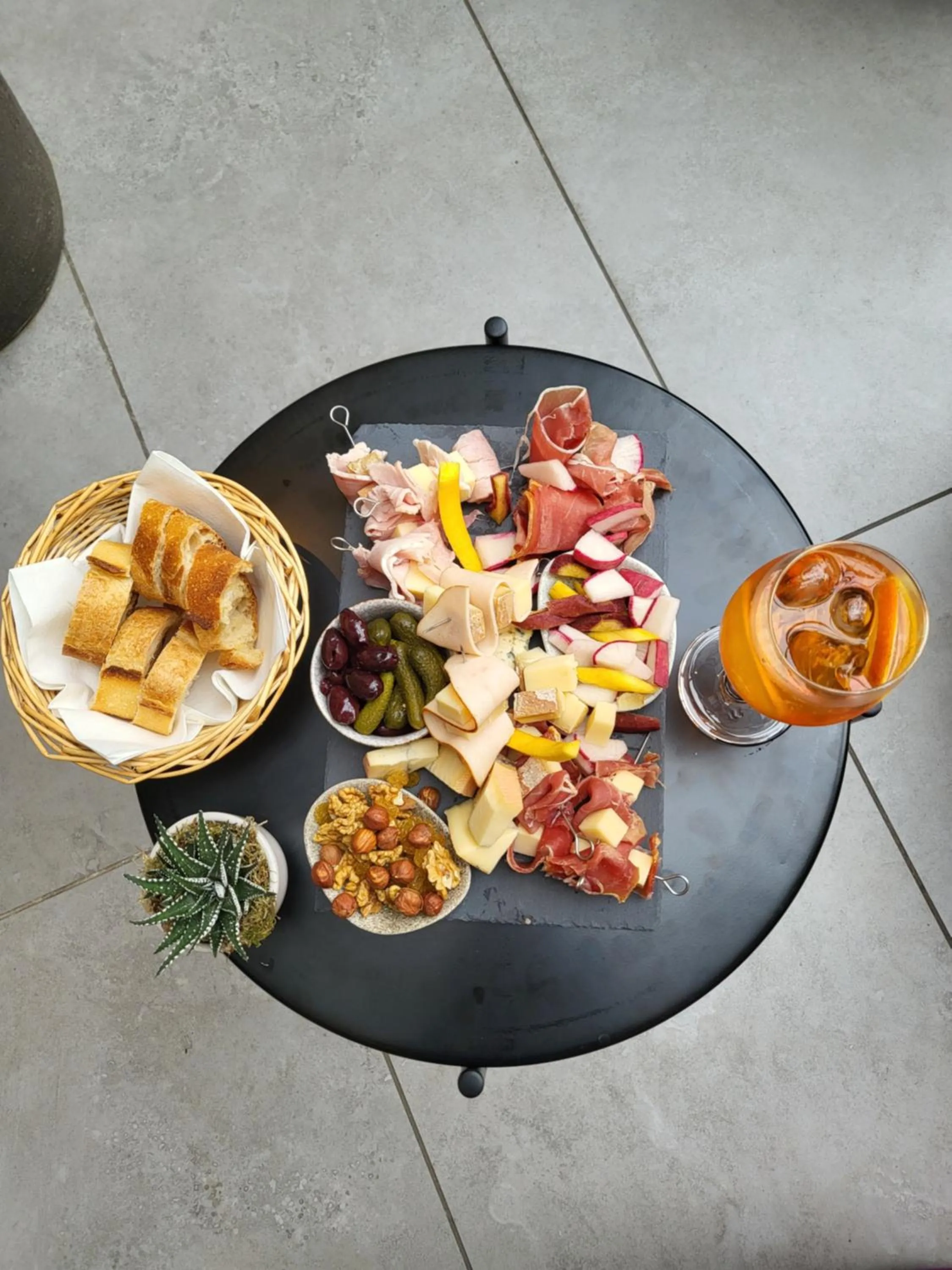 Patio in Mercure Paris Alesia