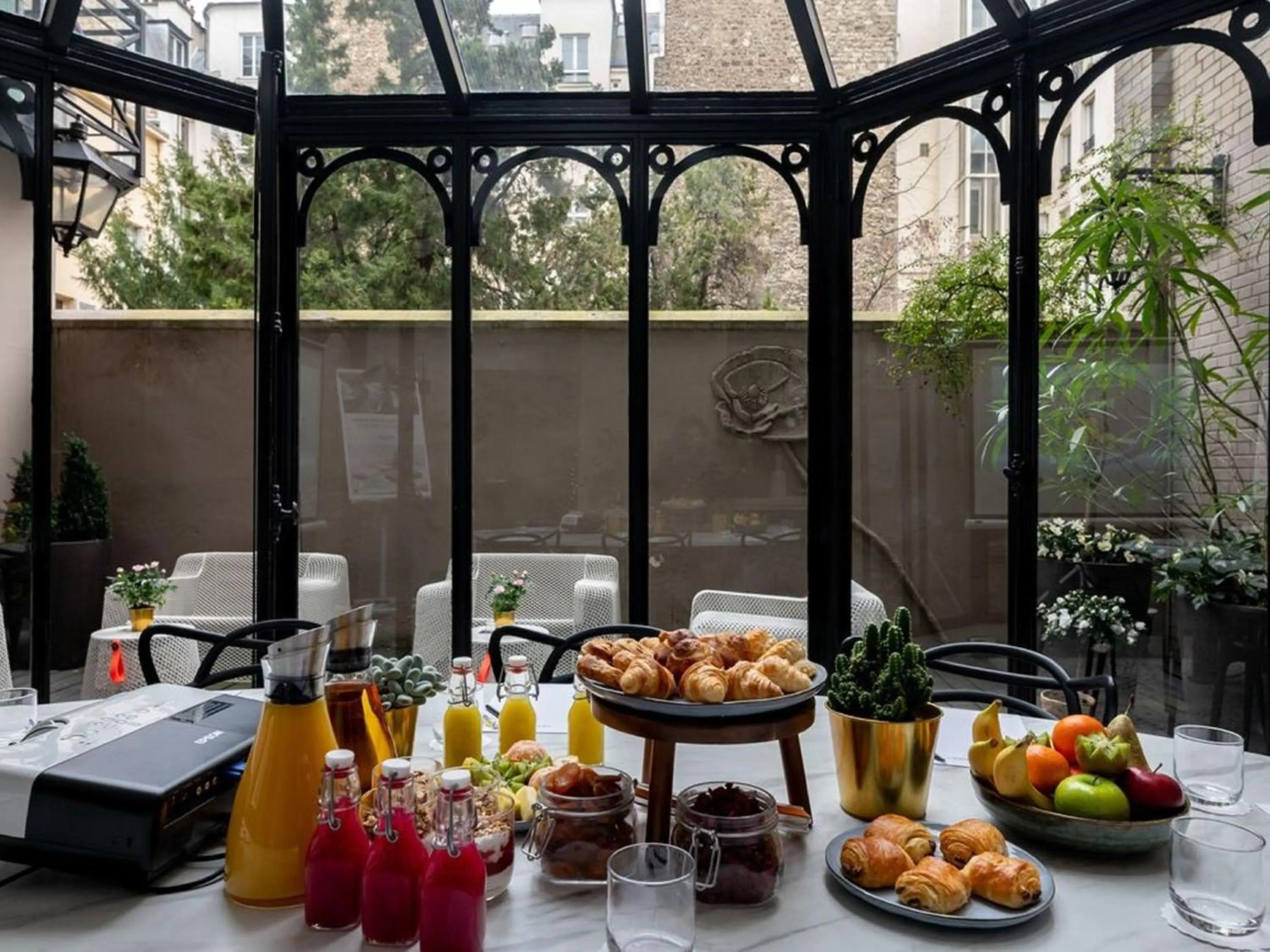 Meeting/conference room in Mercure Paris Alesia