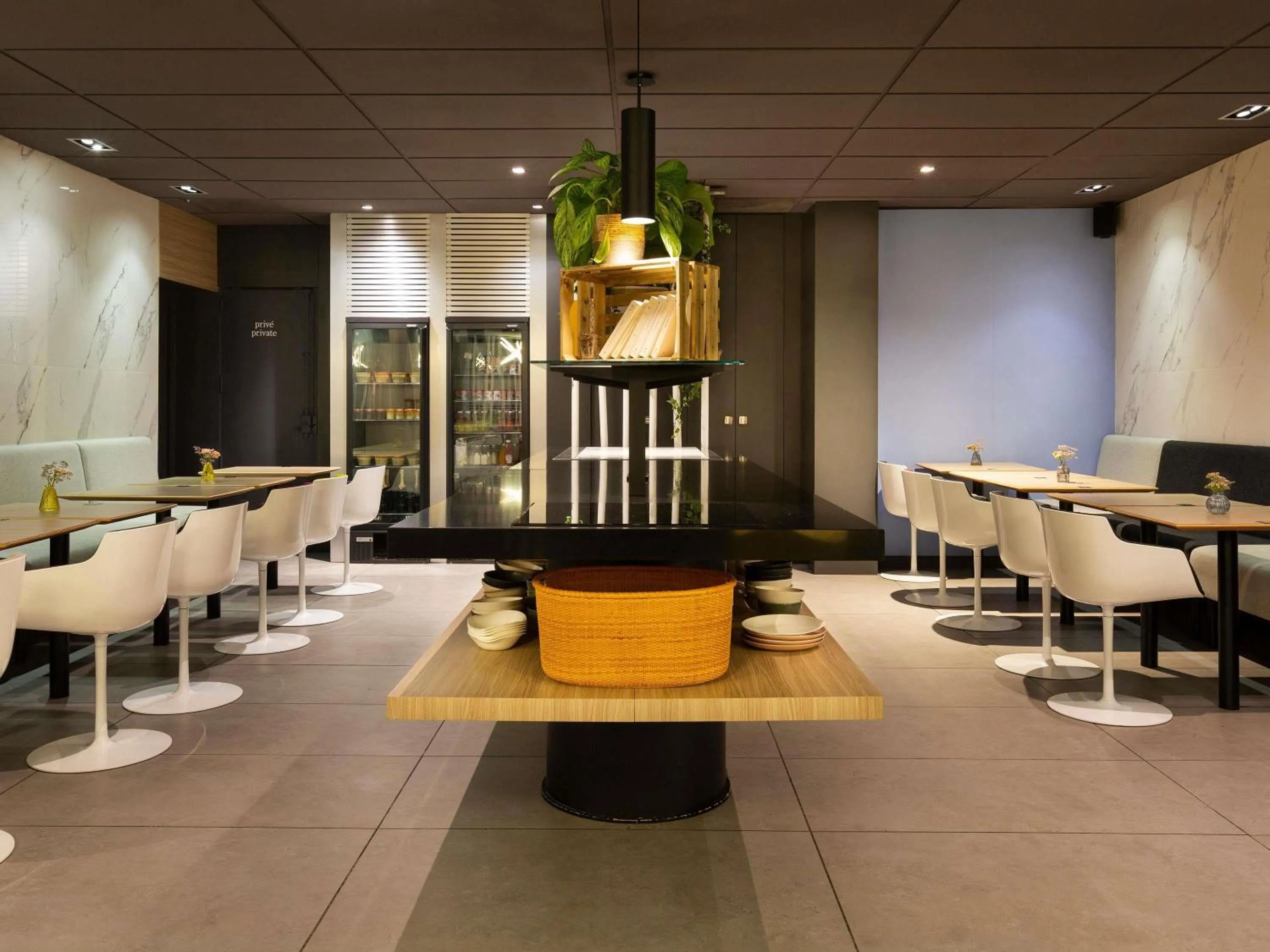 Lounge or bar in Mercure Paris Alesia