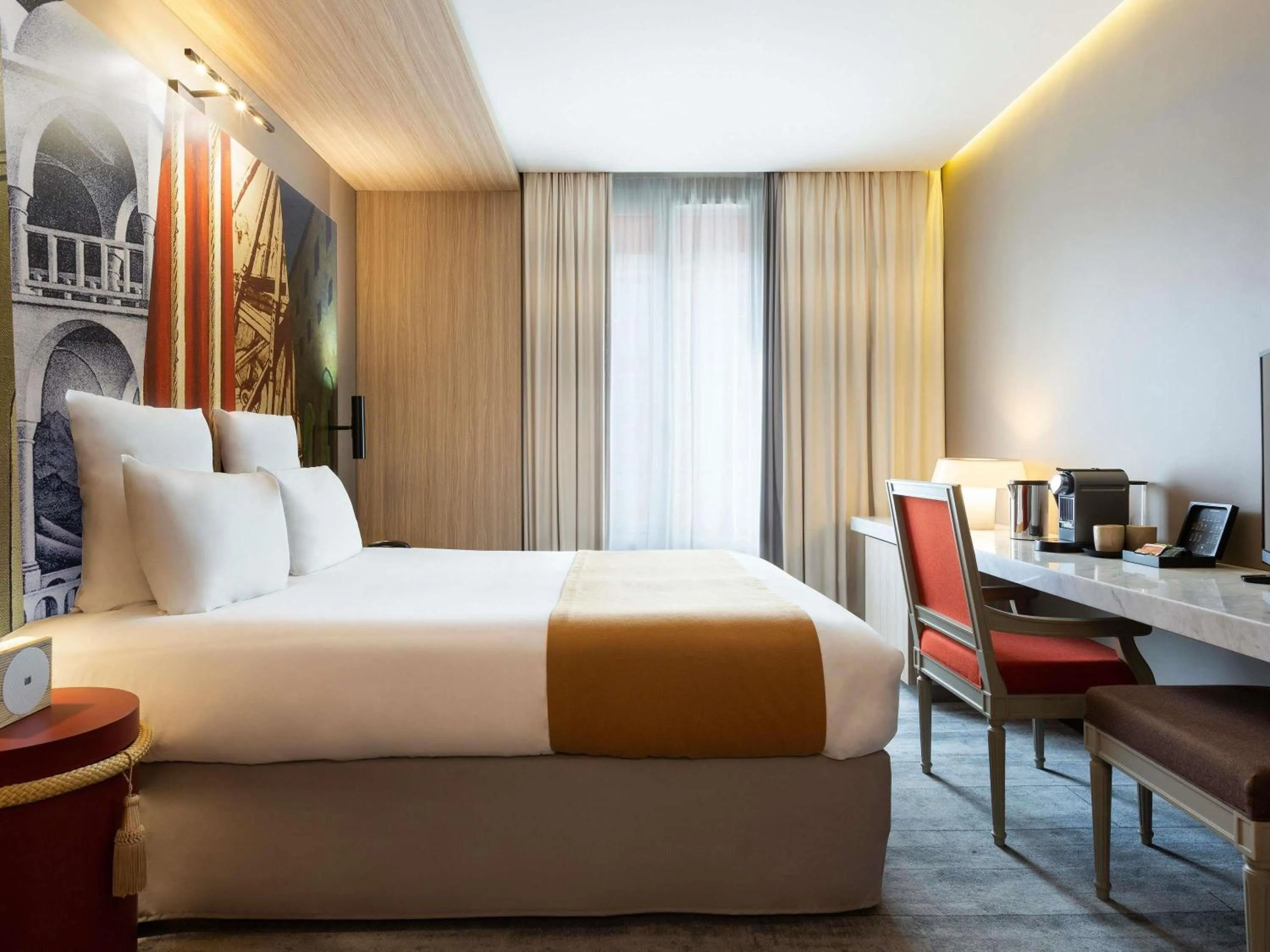 Bedroom, Bed in Mercure Paris Alesia