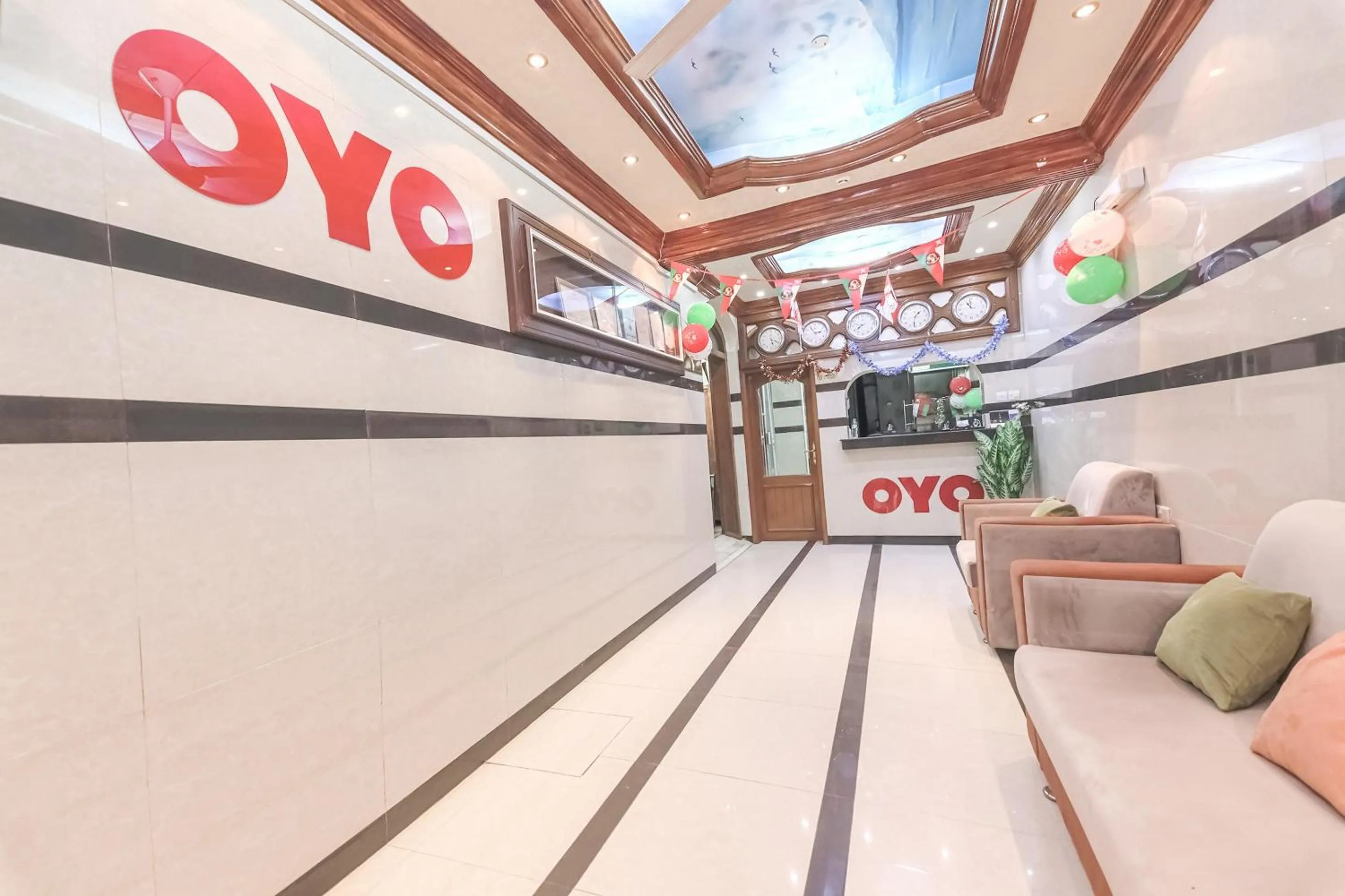 Lobby or reception in Super OYO 108 Marsa Al Masafar Hotel Apartment