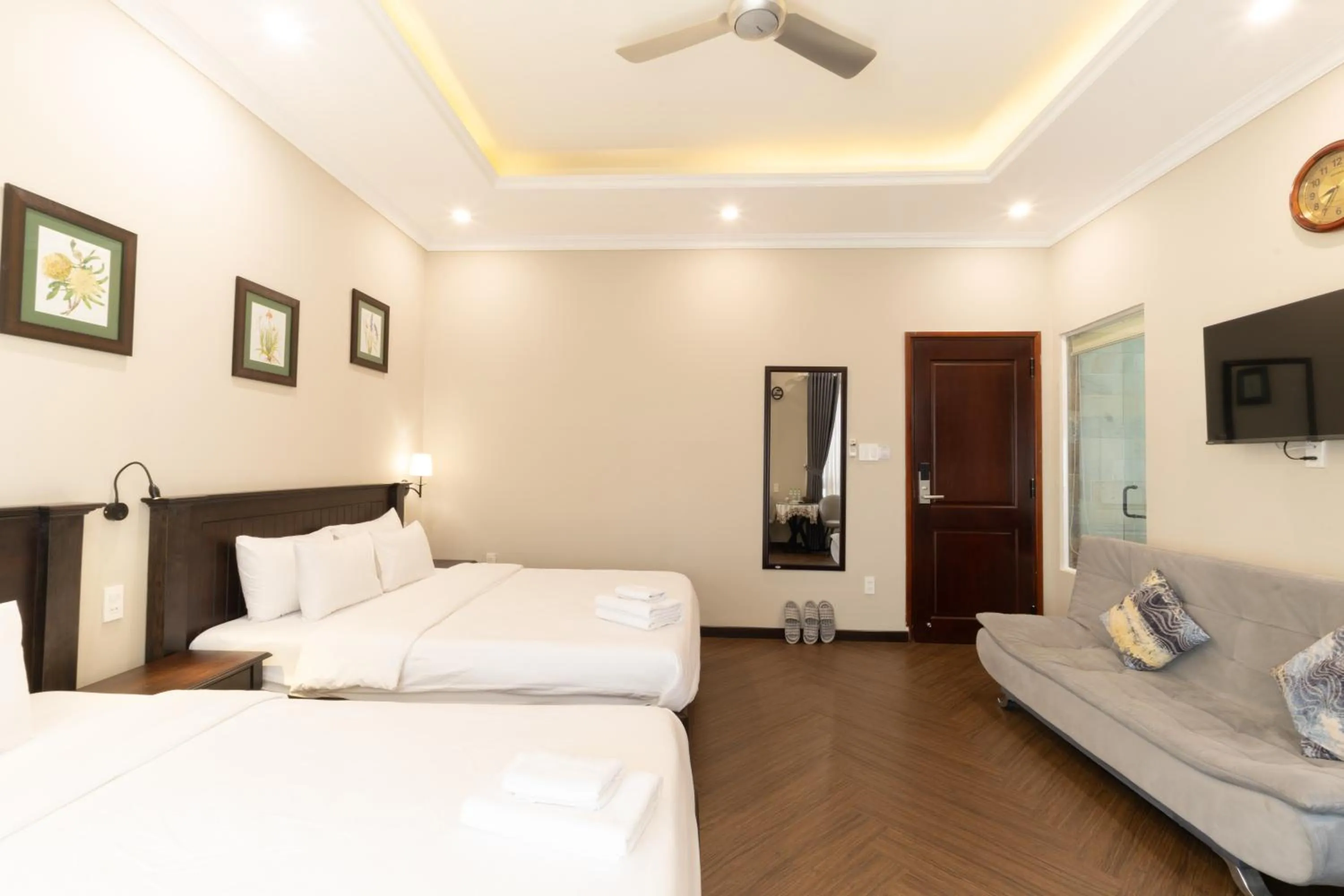 Bed in N Queen Apartment Hotel