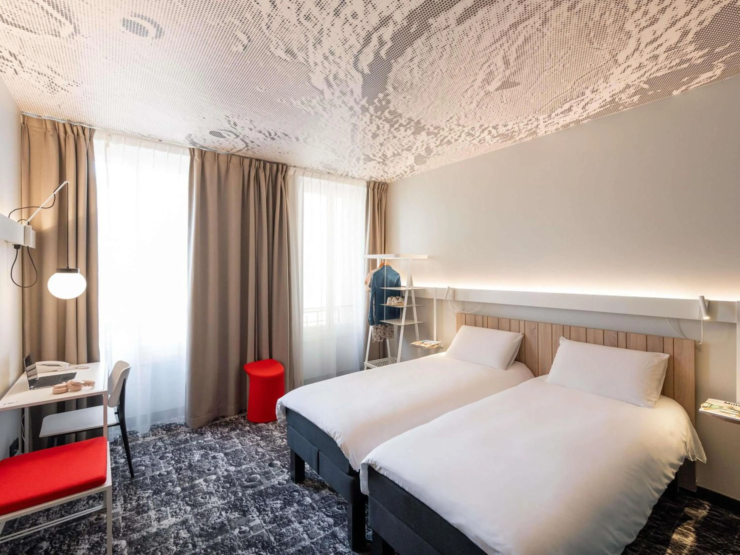 Standard Twin Room in ibis Lyon Centre Perrache
