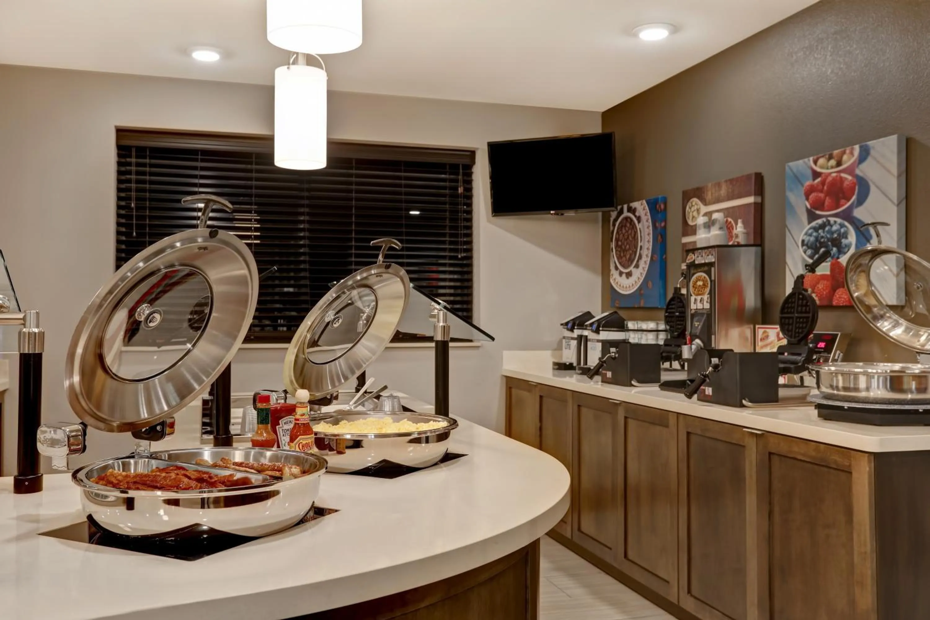 Breakfast in Staybridge Suites - Overland Park - Kansas City S by IHG