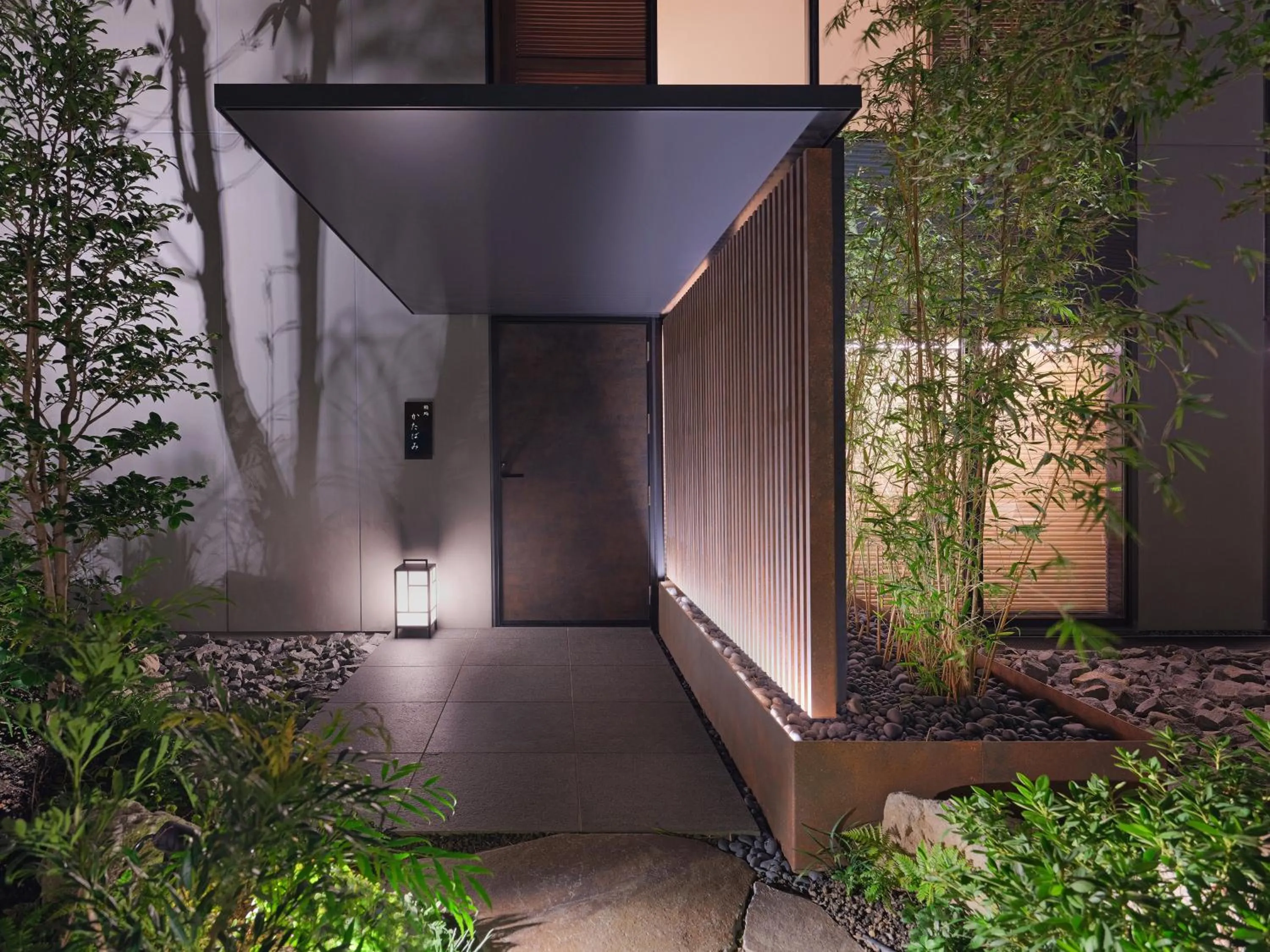 Restaurant/places to eat in InterContinental Yokohama Pier 8 by IHG