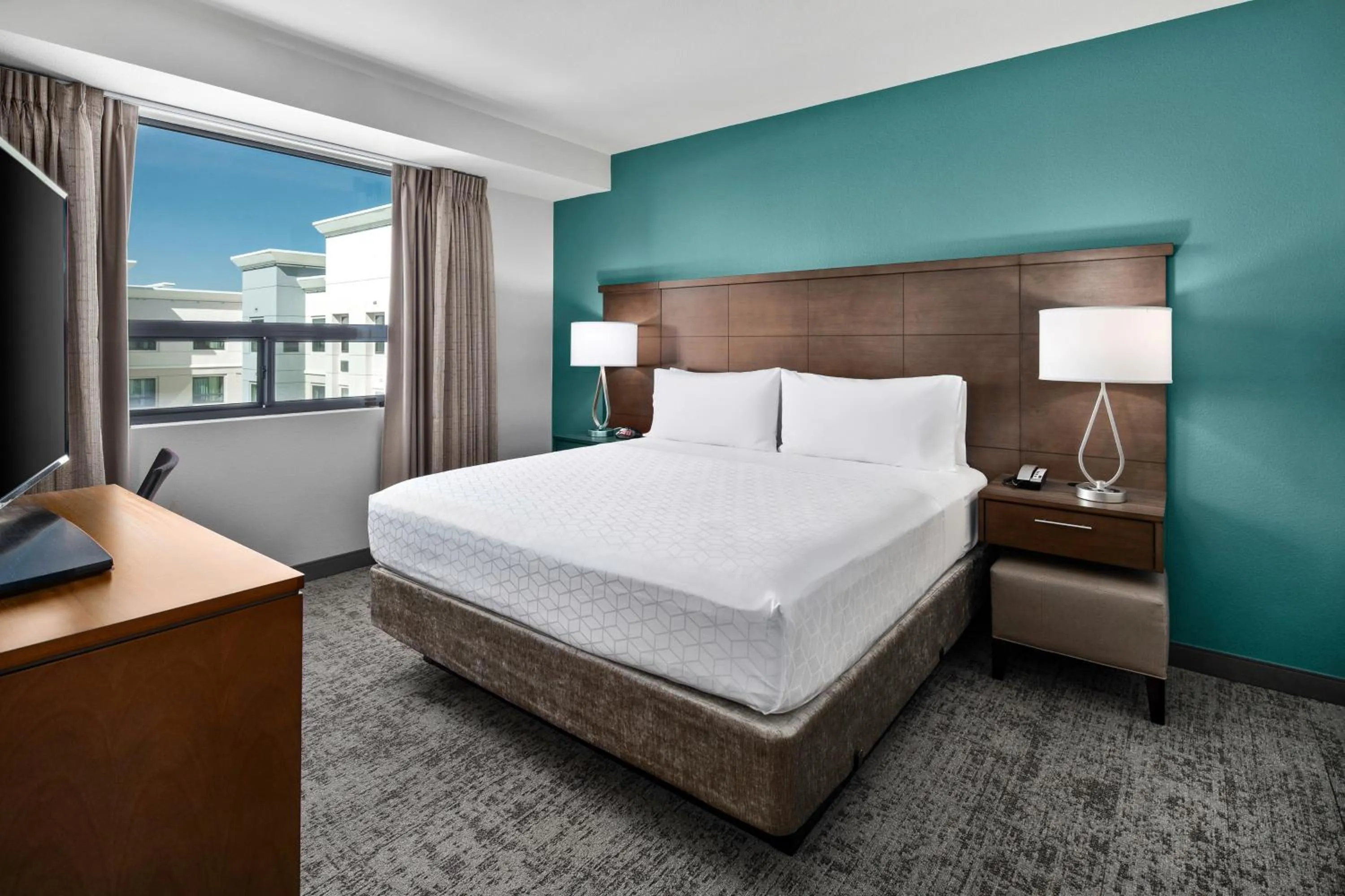 Bed in Staybridge Suites Irvine - John Wayne Airport by IHG