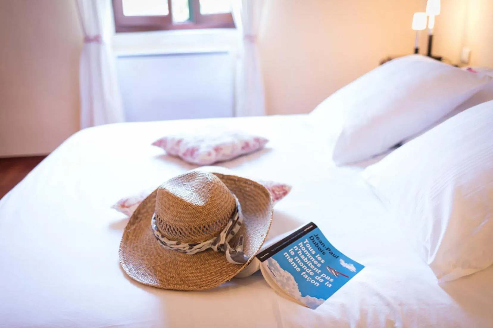 Decorative detail, Bed in Le Mas des Sages