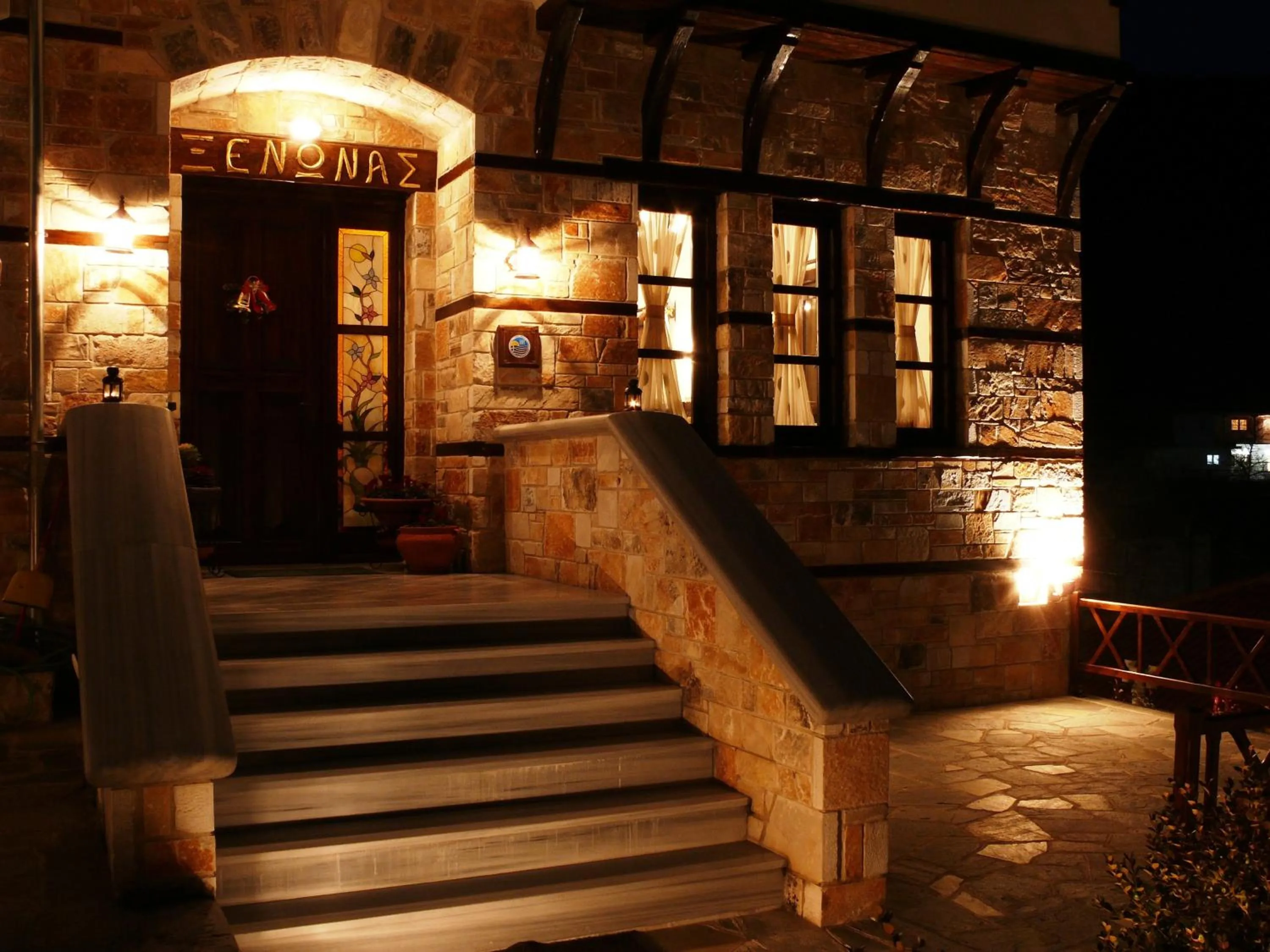 Facade/entrance in Petrini Gonia