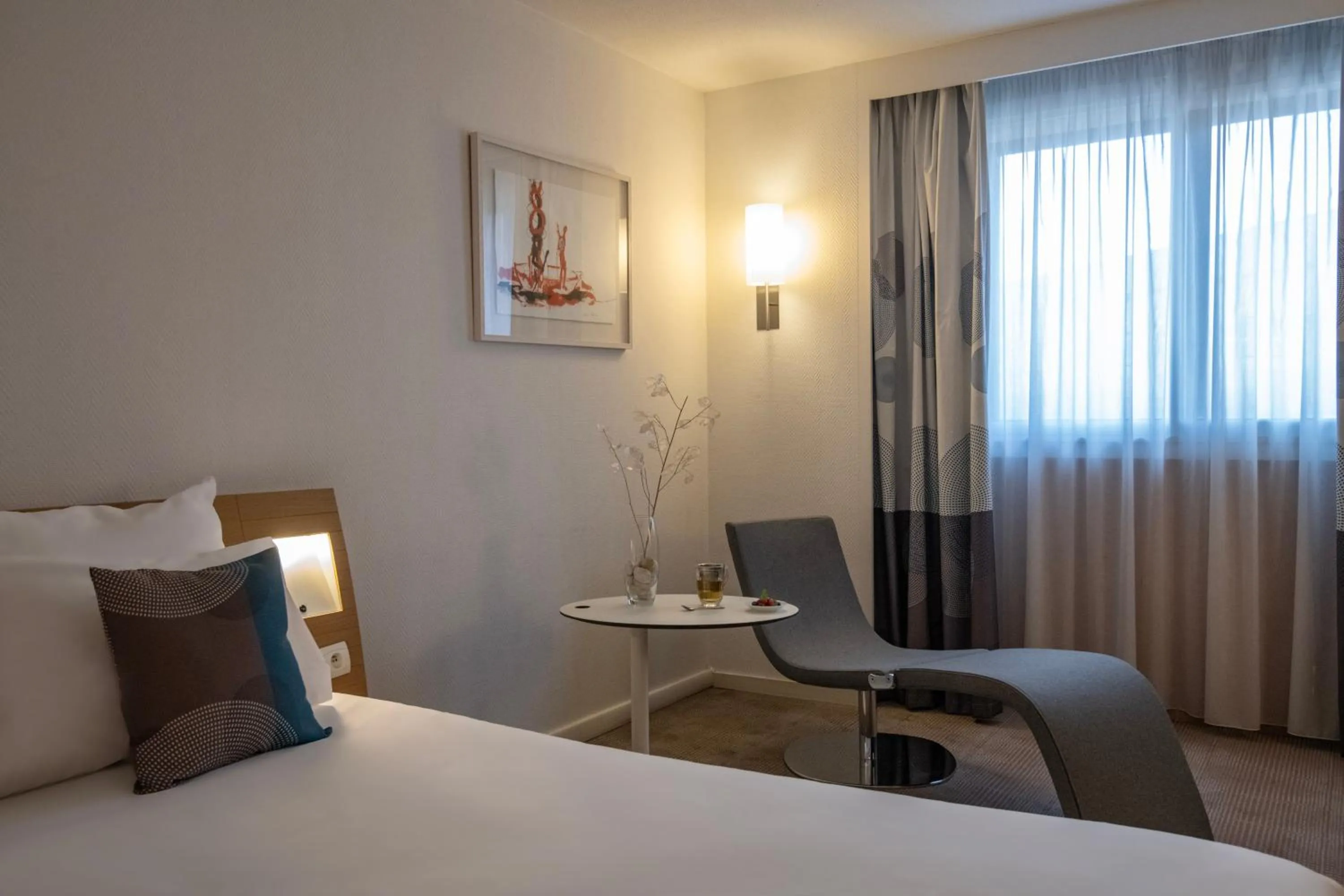 Property building, Bed in Novotel Nice Centre Vieux Nice