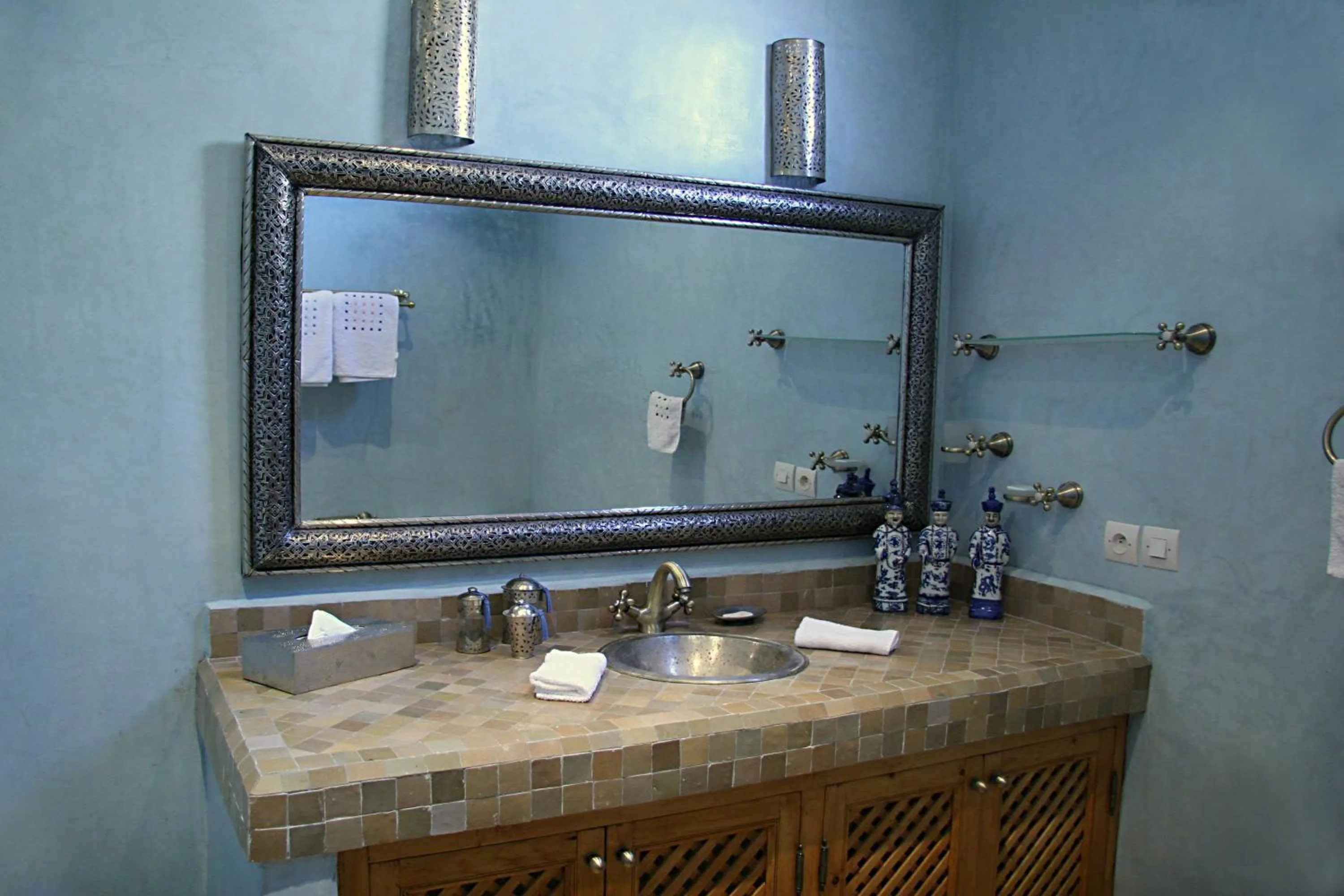 Bathroom in Riad Couleurs du Sud